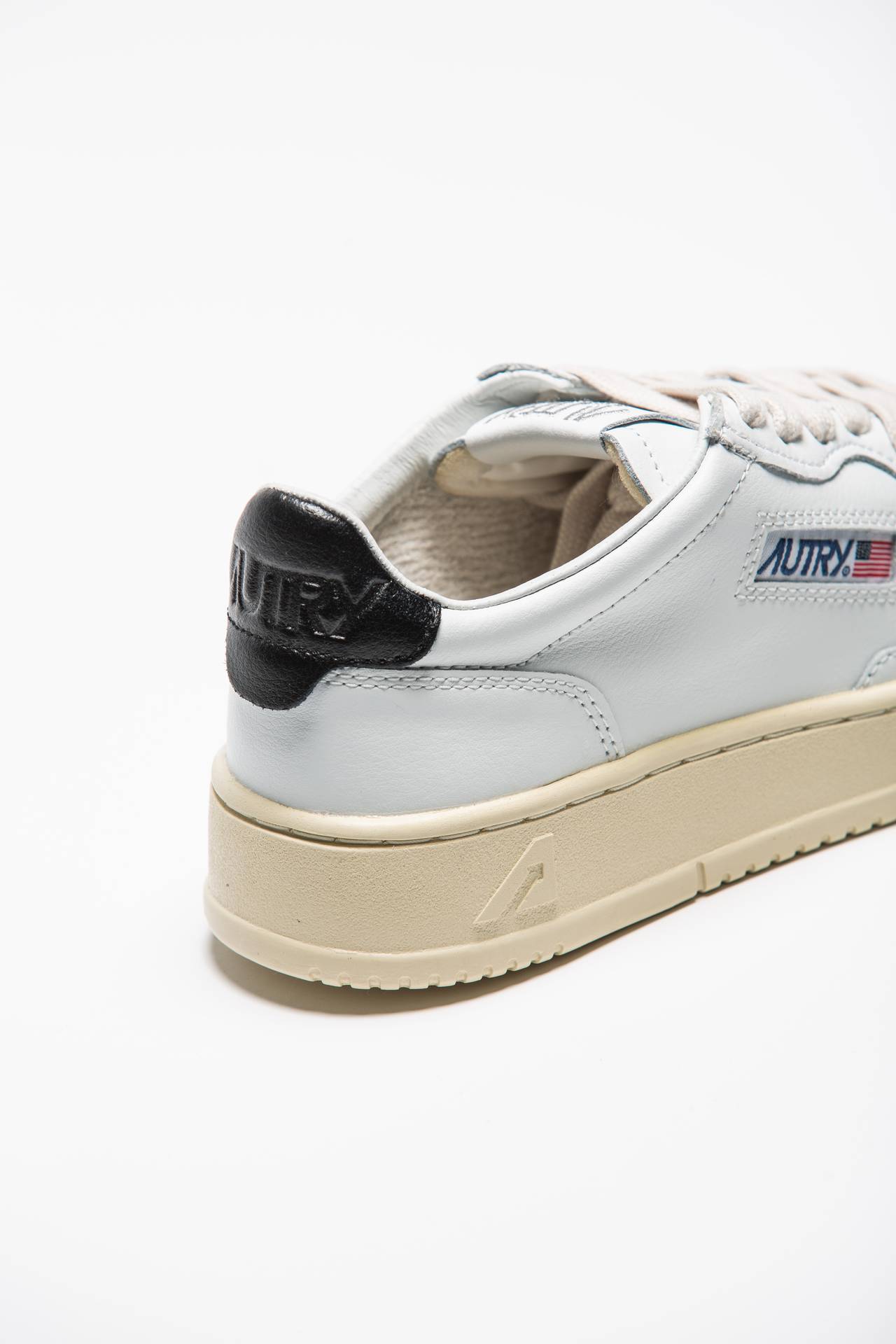 Sneakers MEDALIST LOW-AULW-LL22