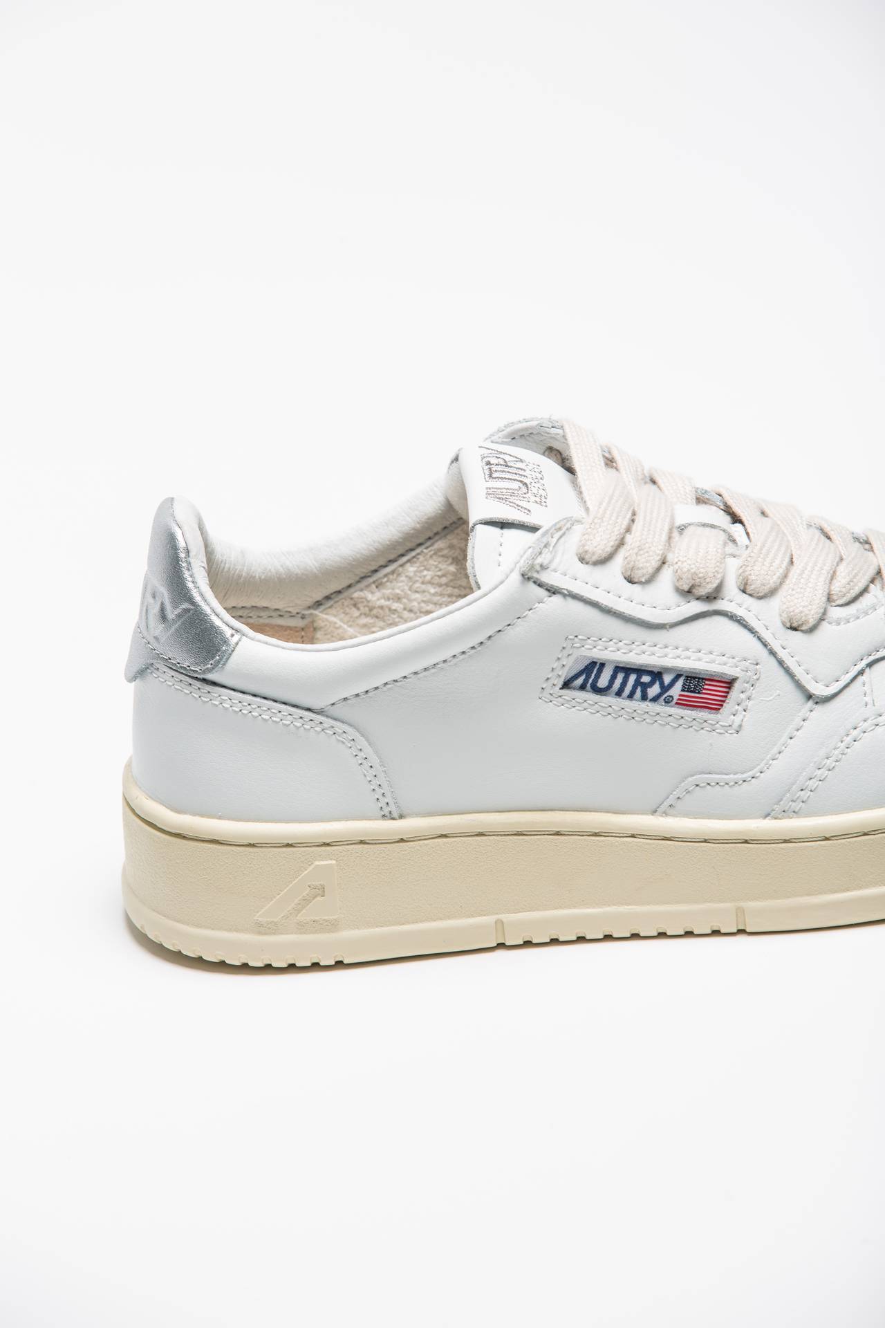 Sneakers MEDALIST LOW-AULW-LL05