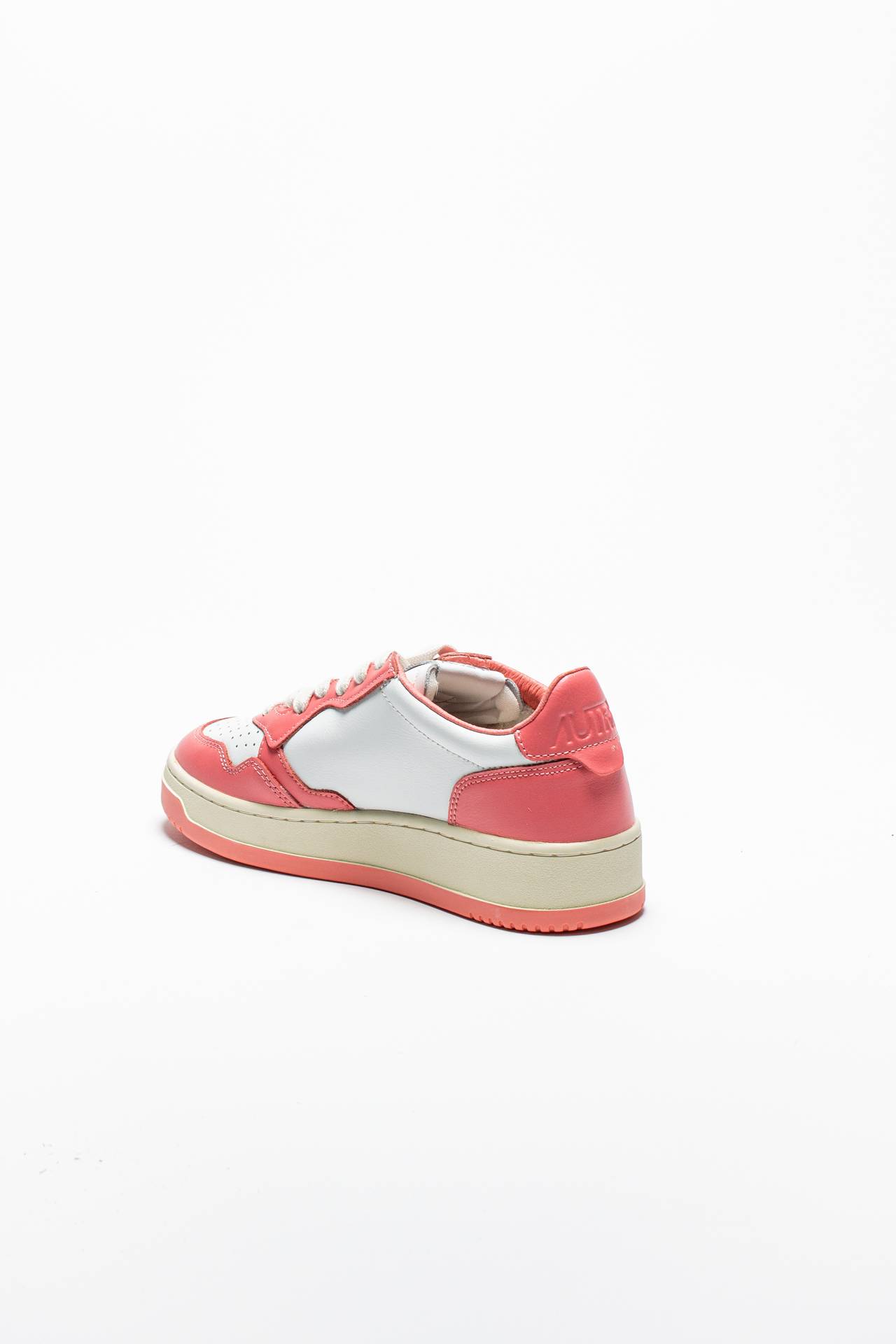 Sneakers MEDALIST LOW-AULW-WB22