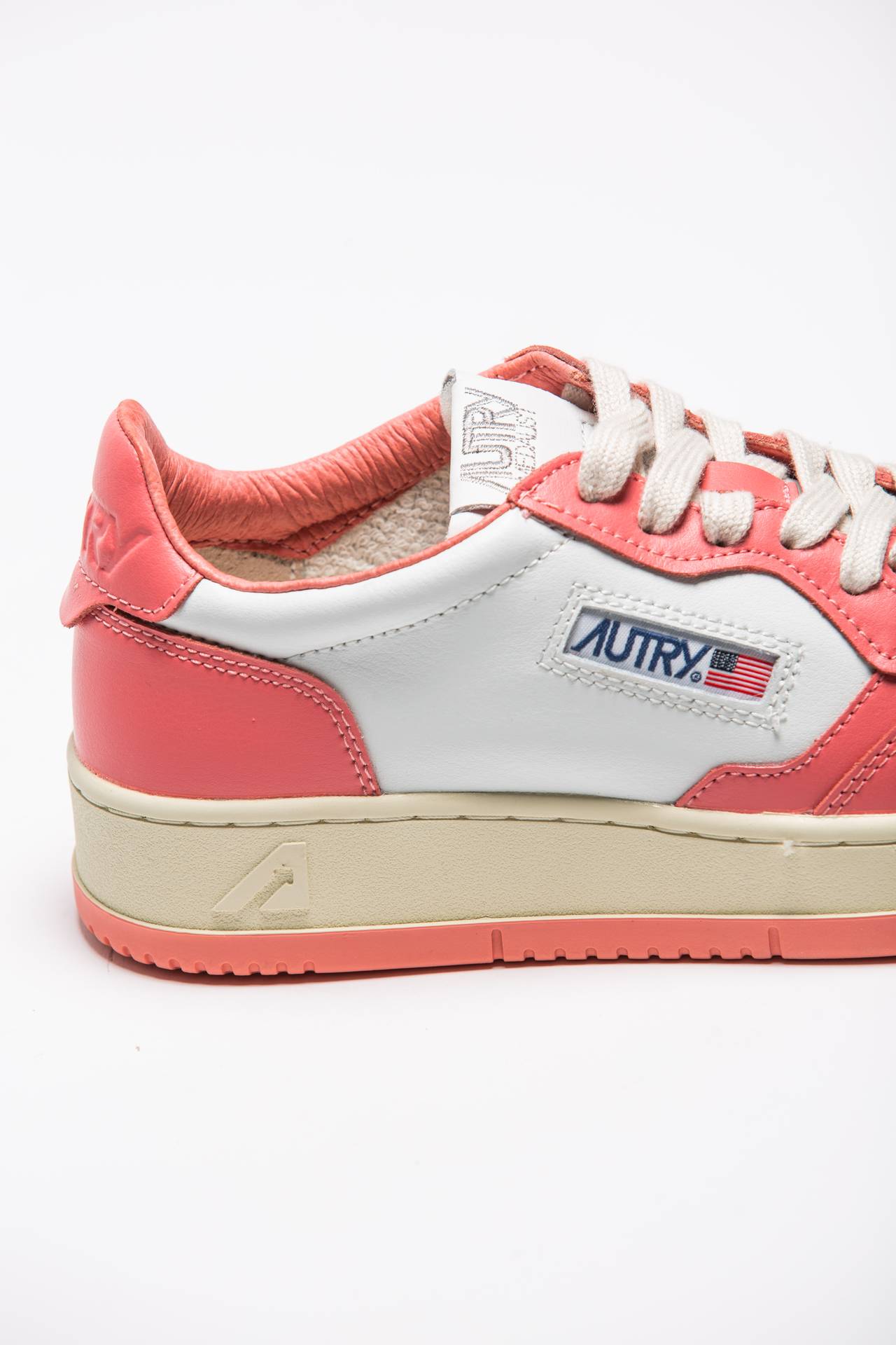 Sneakers MEDALIST LOW-AULW-WB22