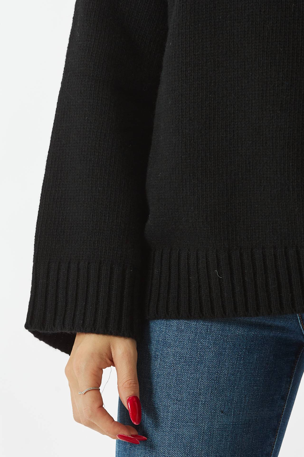 Maglia over collo alto nero