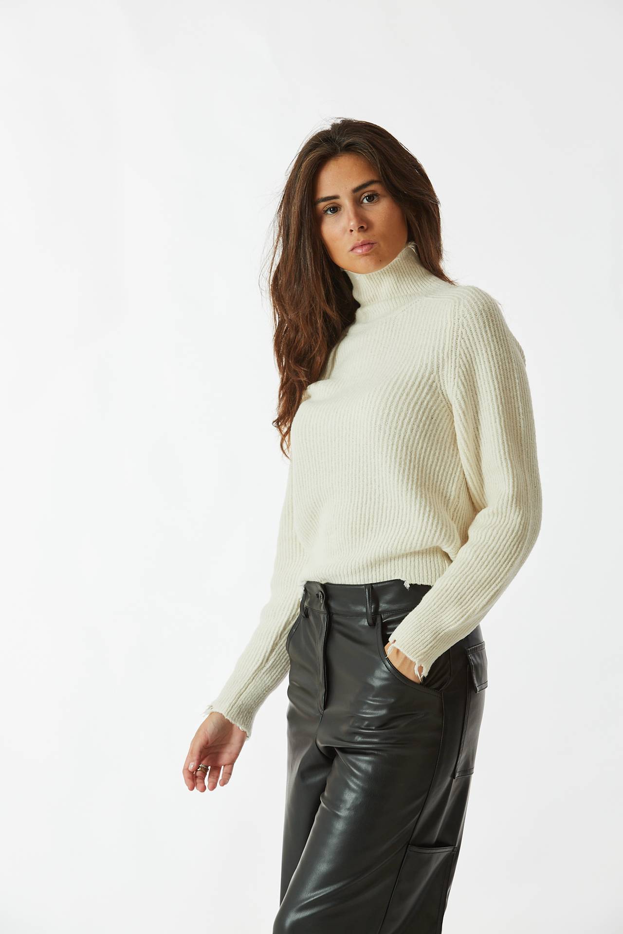 Maglia dolcevita panna