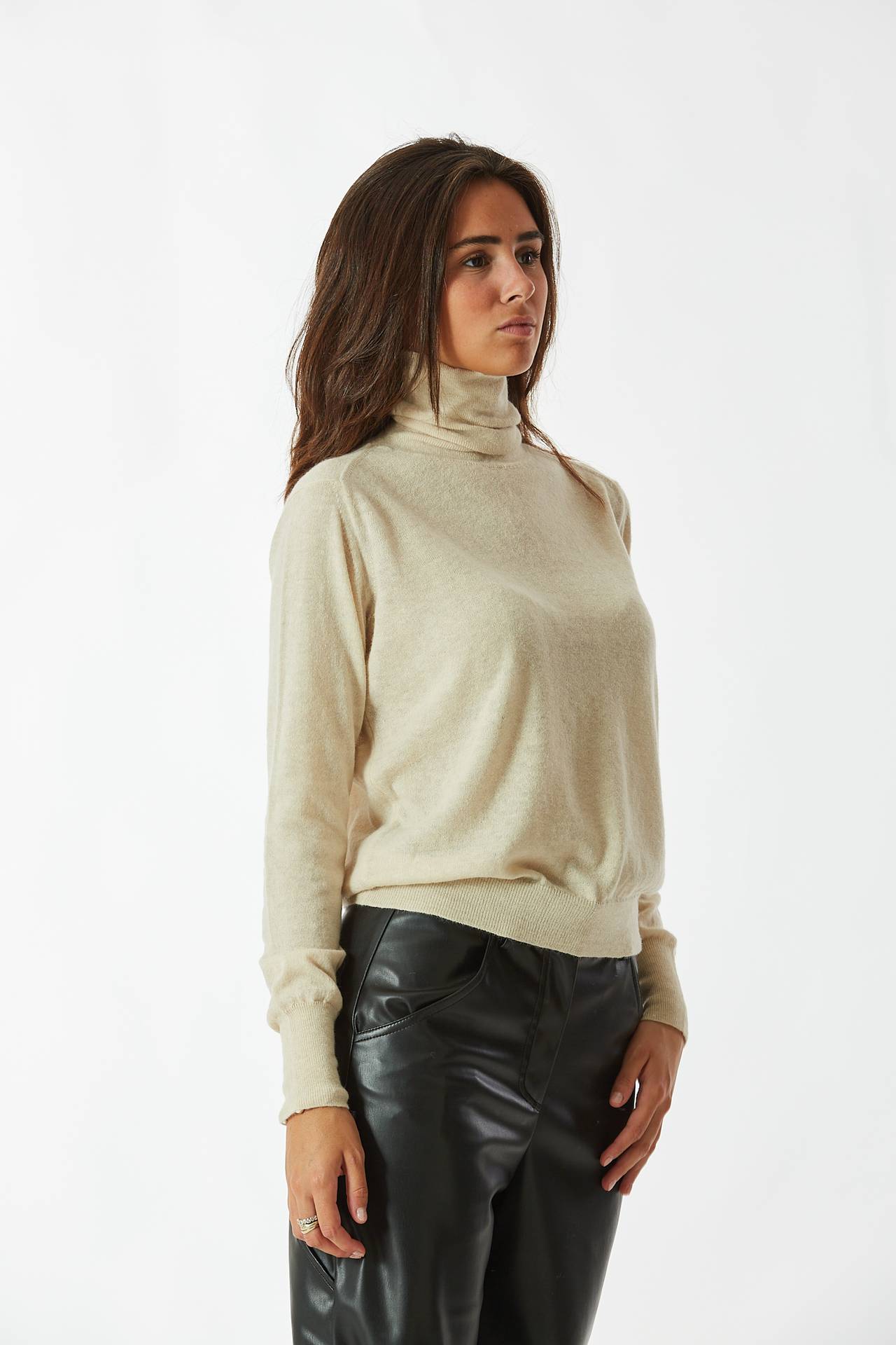Maglia dolcevita beige chiaro