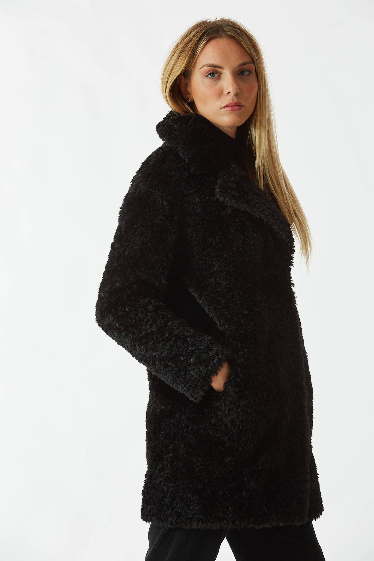Cappotto ecopelliccia nero