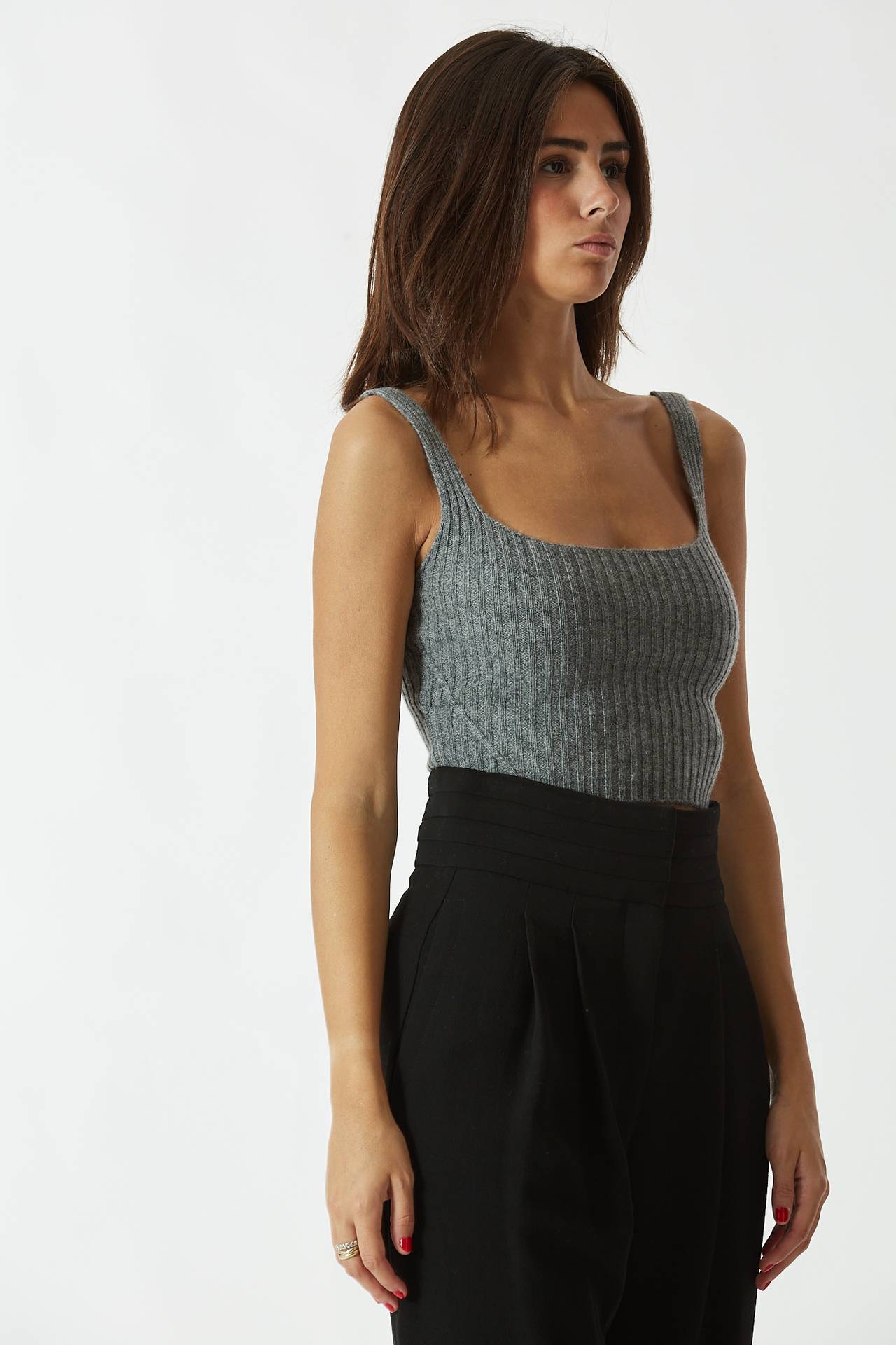 Top in maglia grigio 