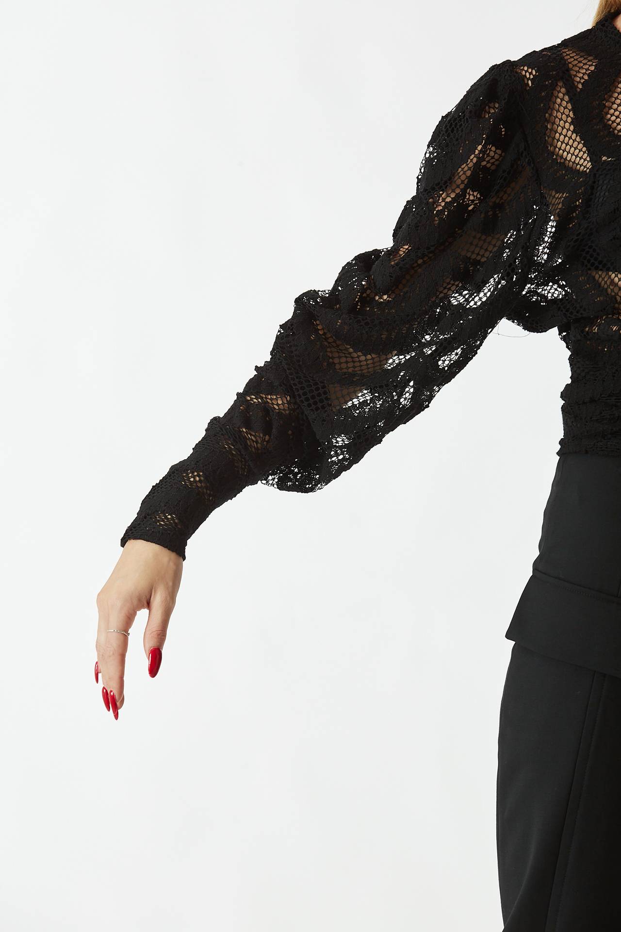 Camicia in pizzo nera 