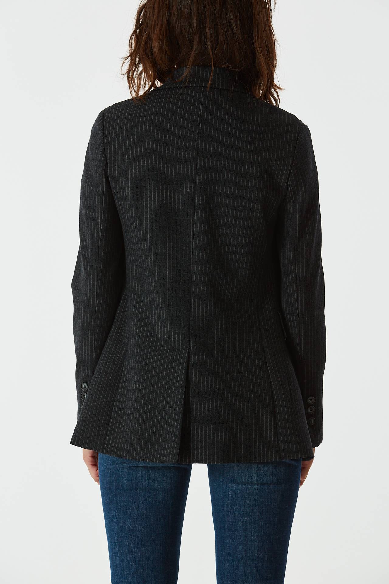 Giacca gessata deals su jeans