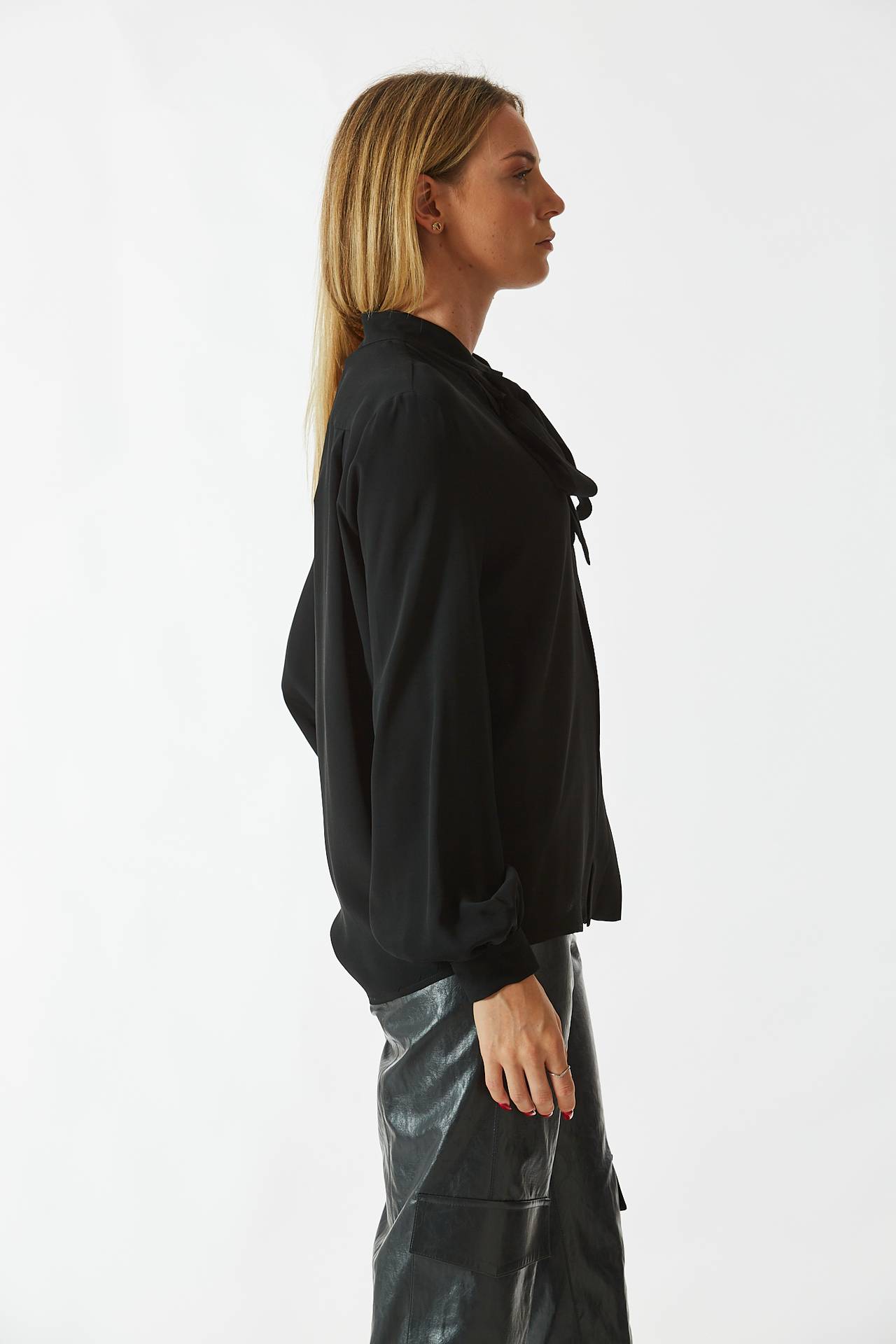 Camicia in seta nera