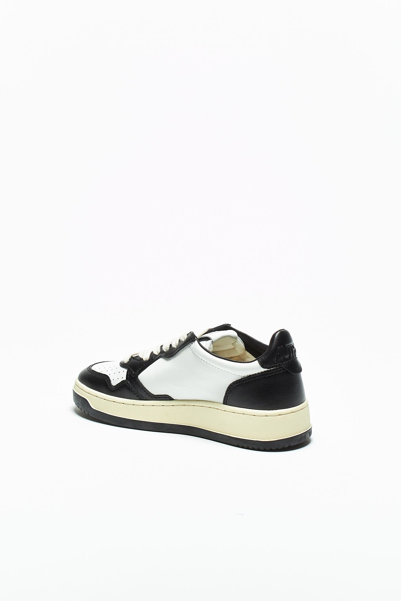 Sneakers MEDALIST LOW-AULW-WB01