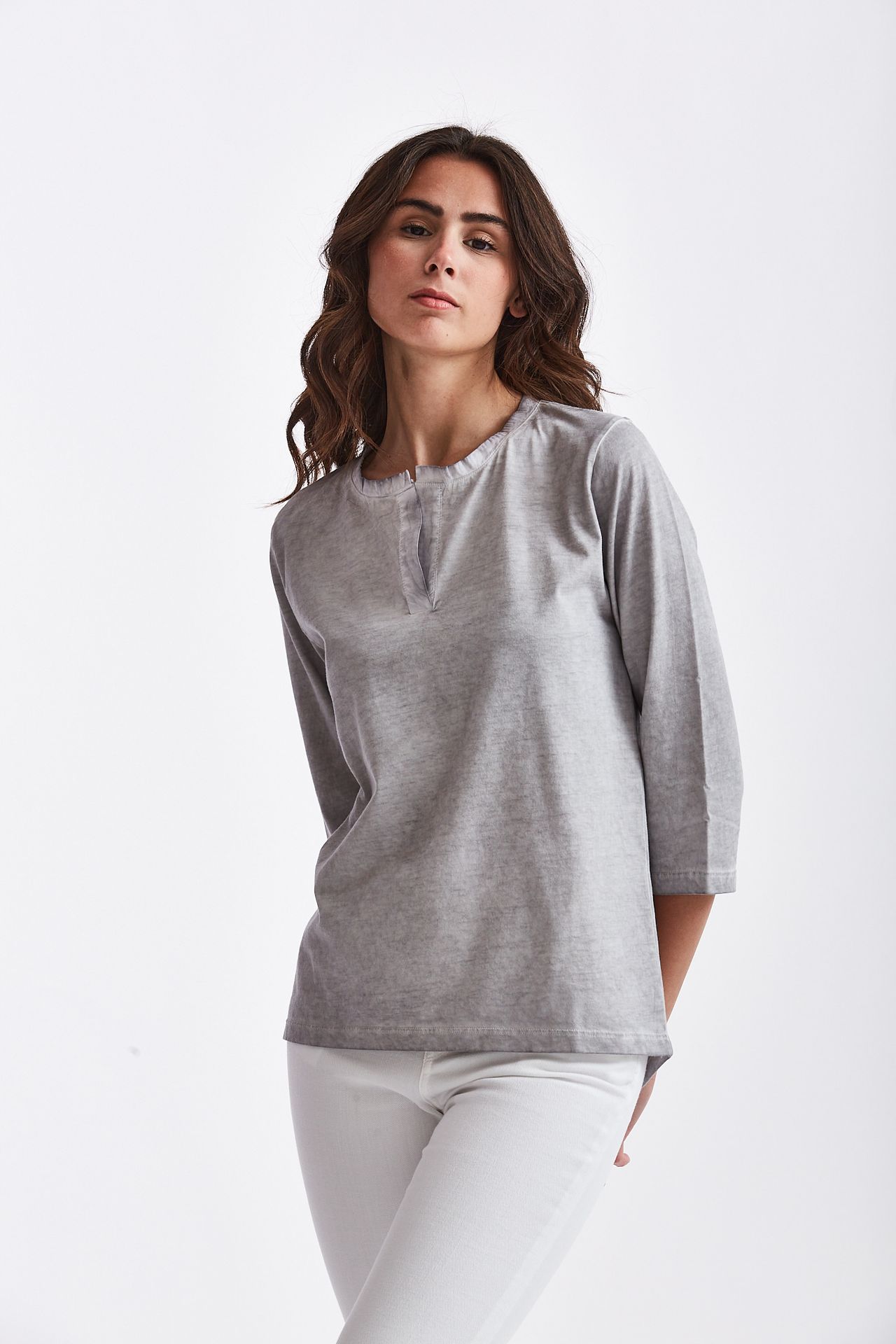 T-shirt serafino in cotone grigio