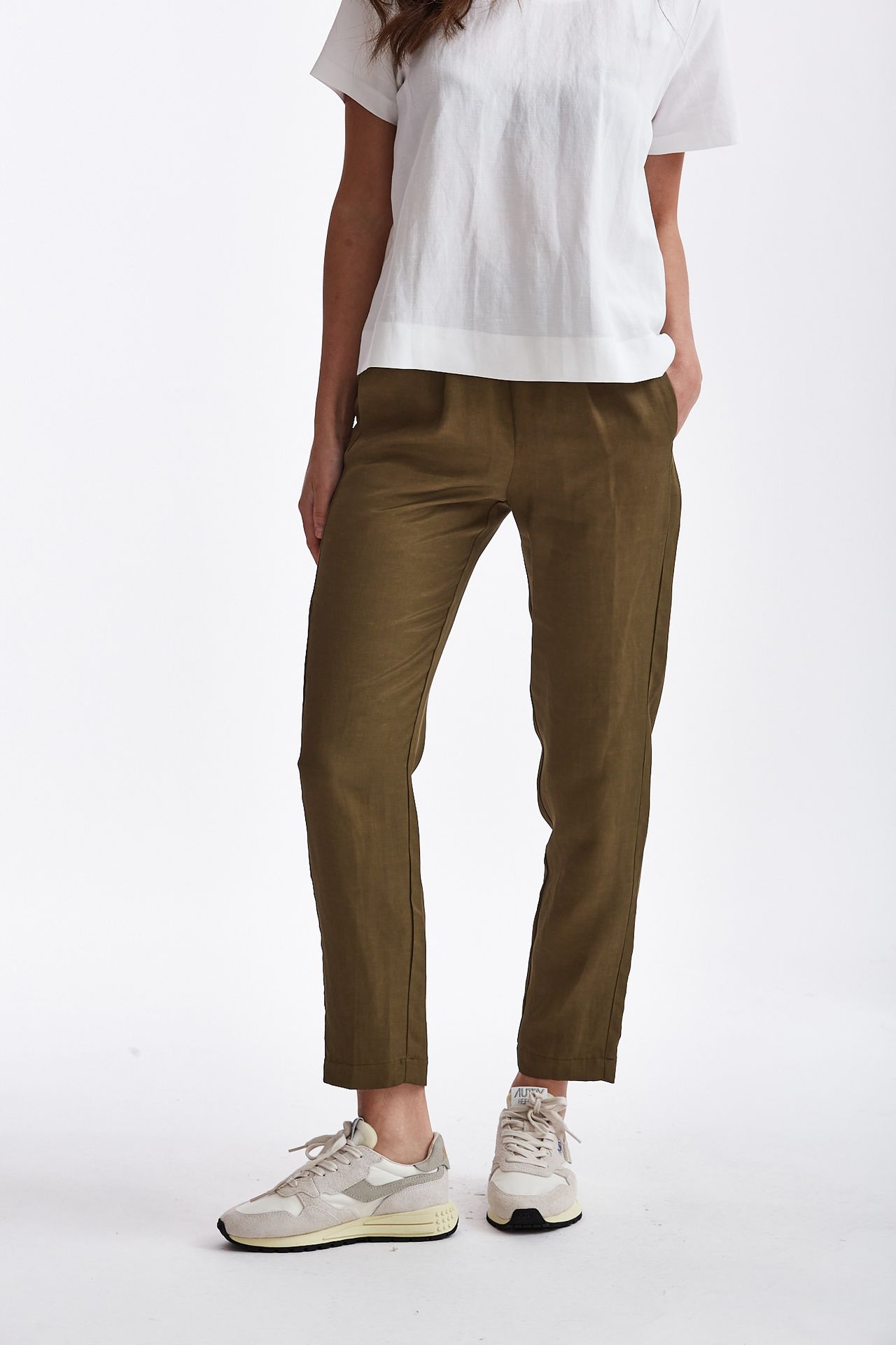 Pantalone slim verde militare