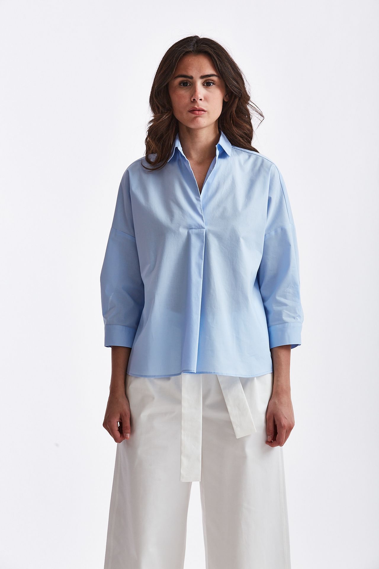 Camicia svasata in cotone azzurro