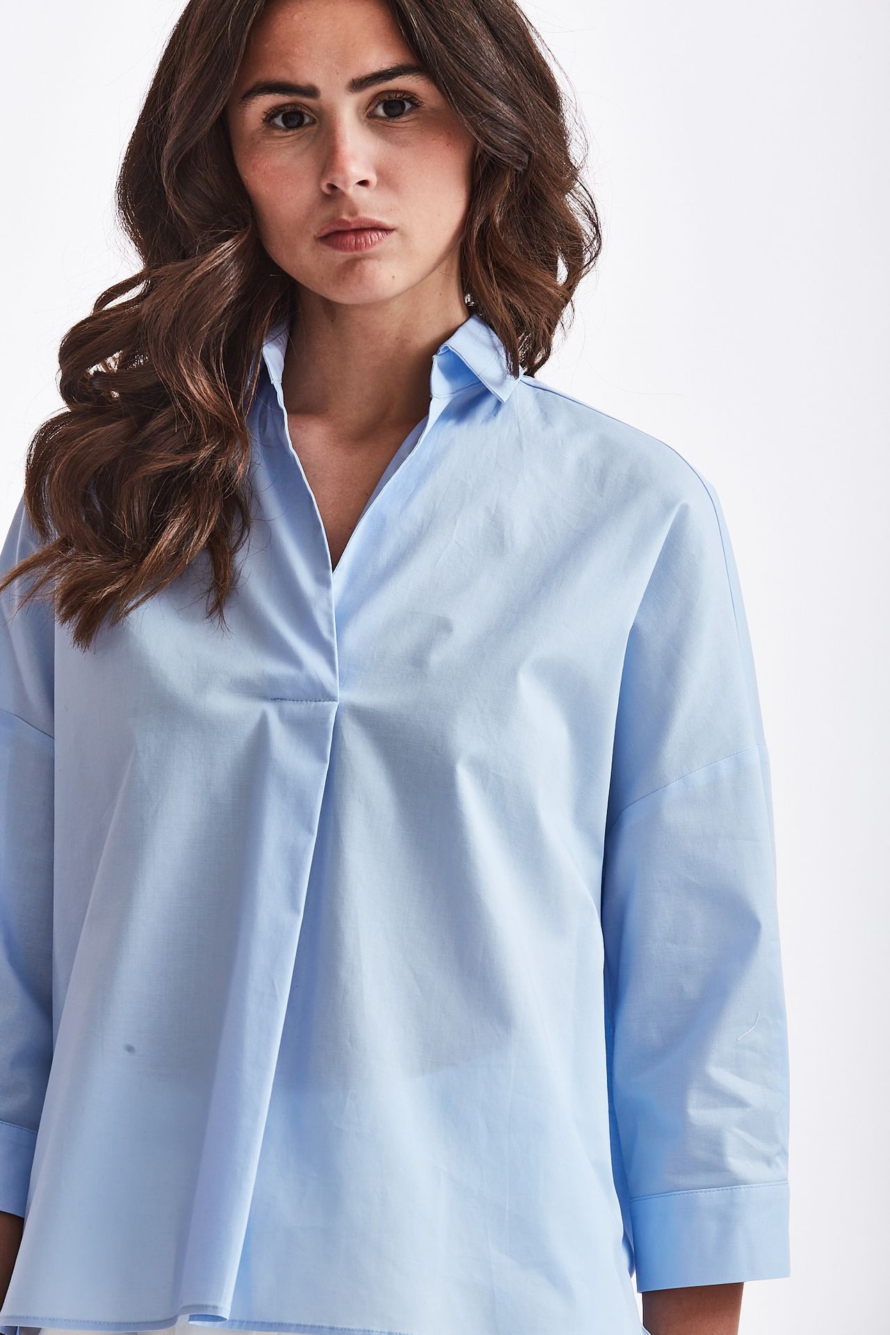 Camicia svasata in cotone azzurro