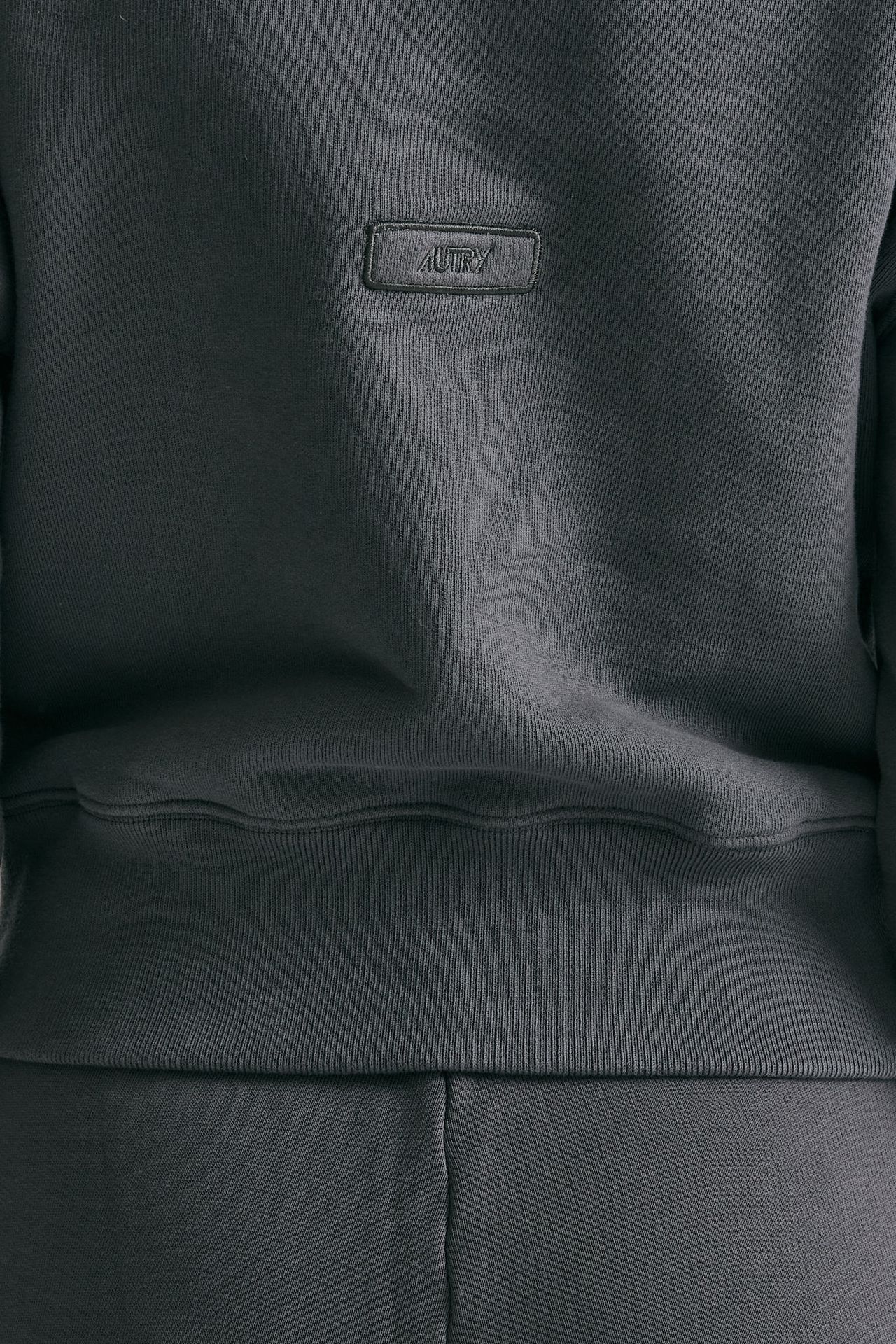 Felpa polo antracite con zip