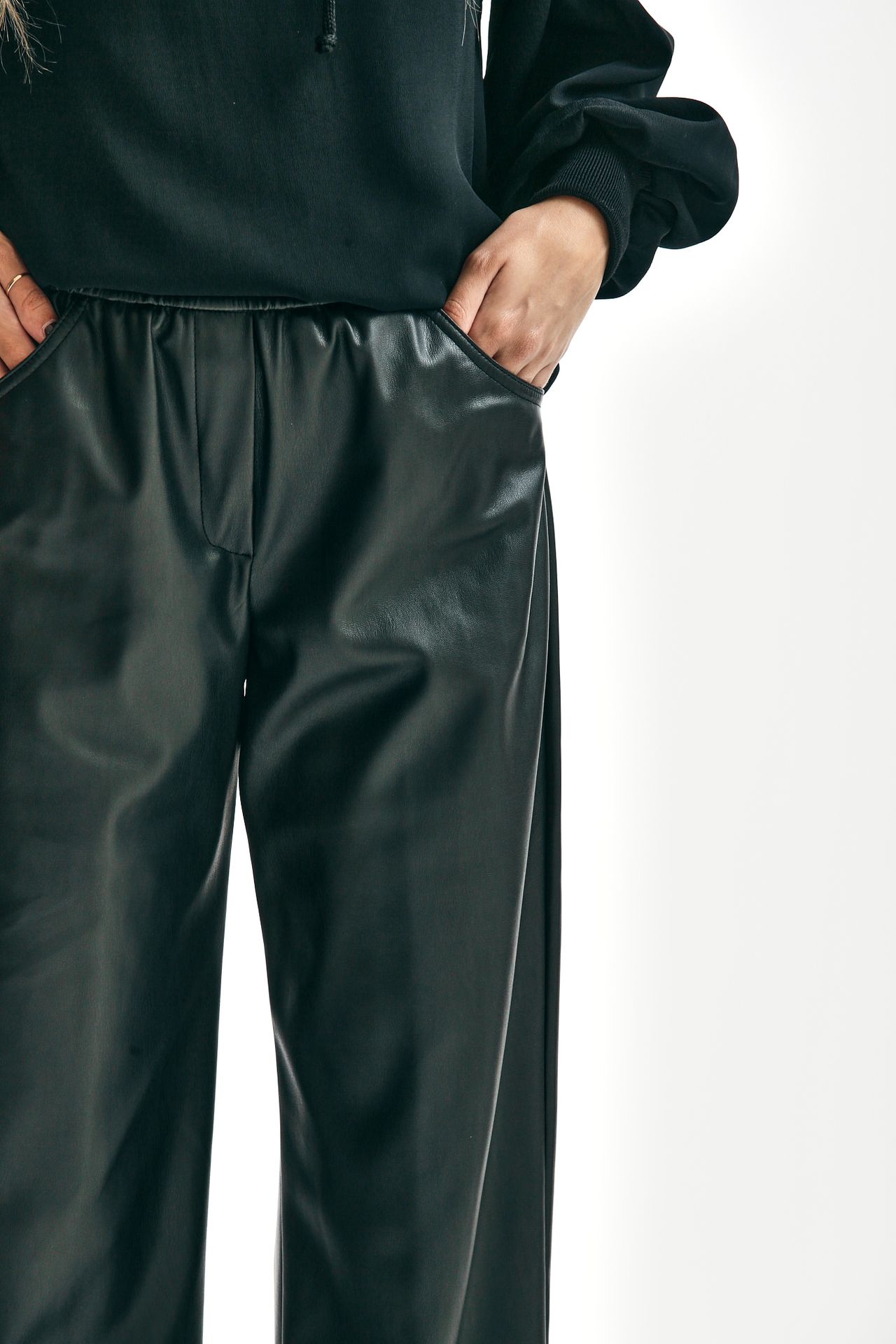 Pantaloni ecopelle store