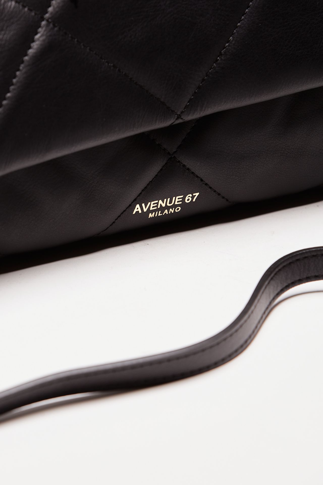 Borsa trapuntata DEMETRA in pelle nero