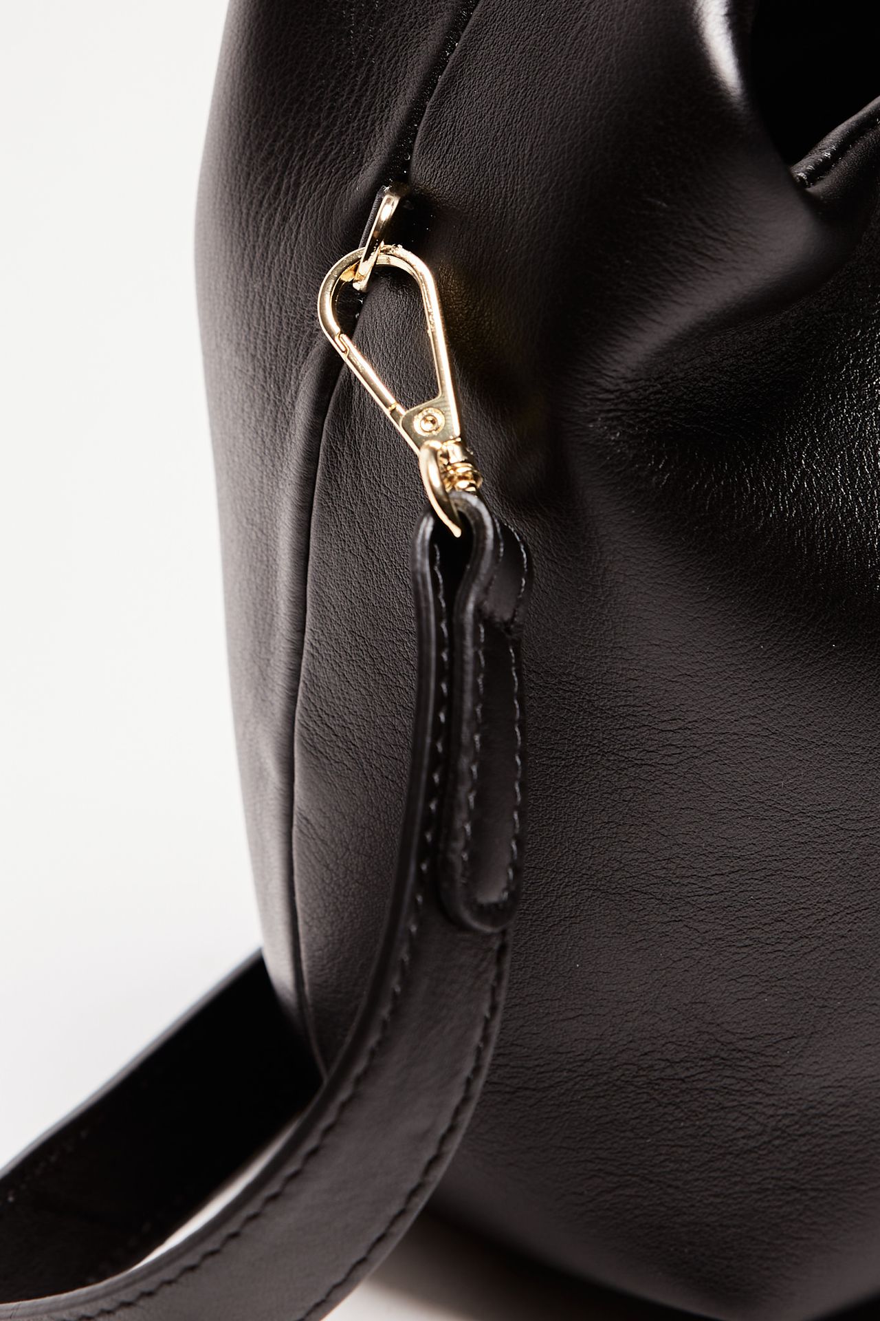 Borsa morbida MORGANA in pelle sauvage nero