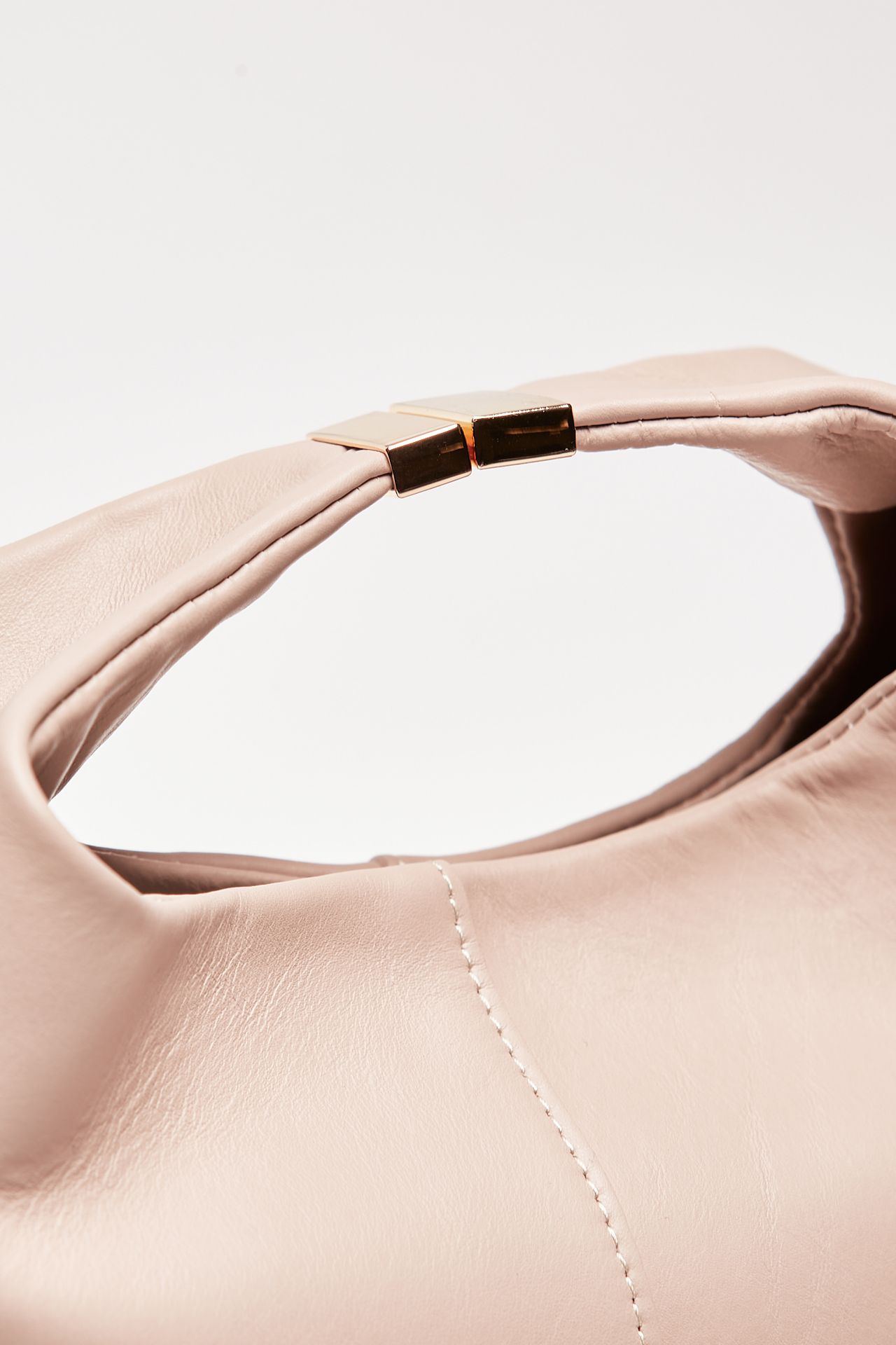 Borsa morbida MORGANA in pelle sauvage cipria