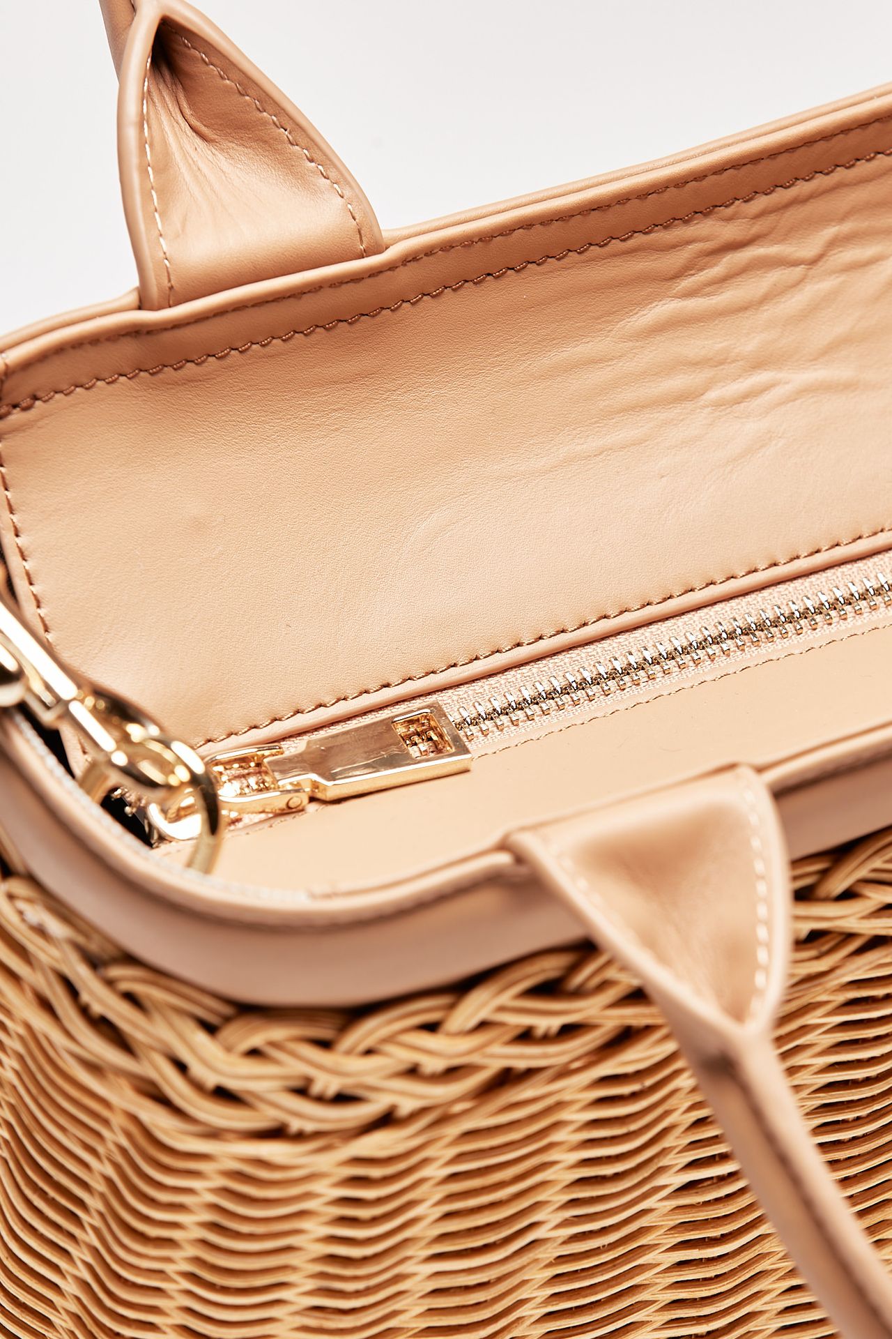 Borsa rigida LILLITH in midollino e pelle 