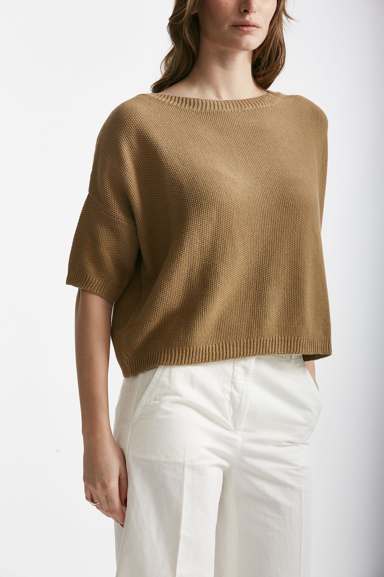 Maglia a scatolina cammello