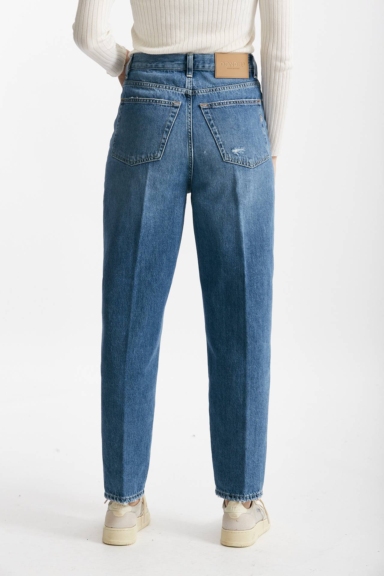 Jeans BESSIE in denim medio