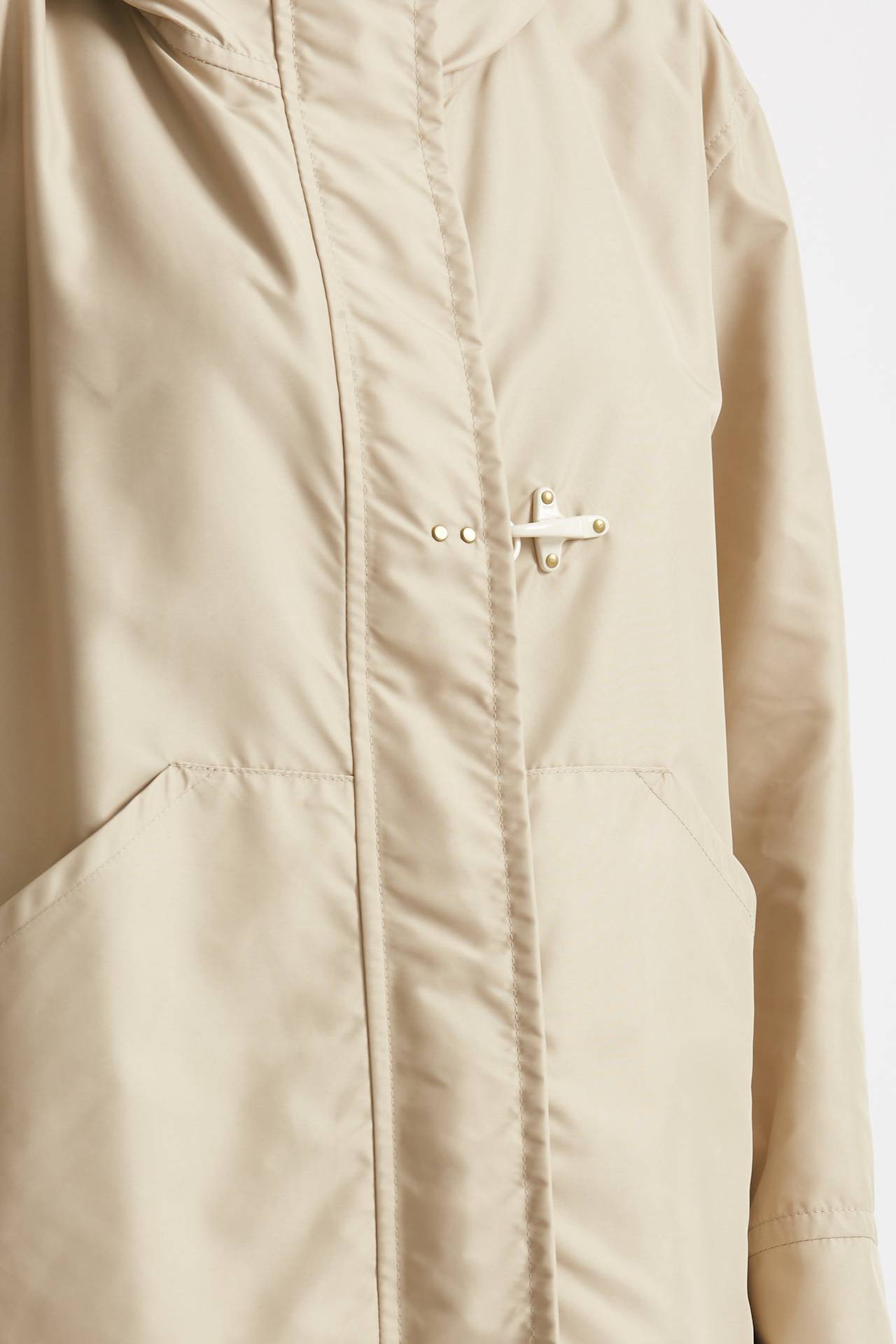 Parka corto beige sfoderato