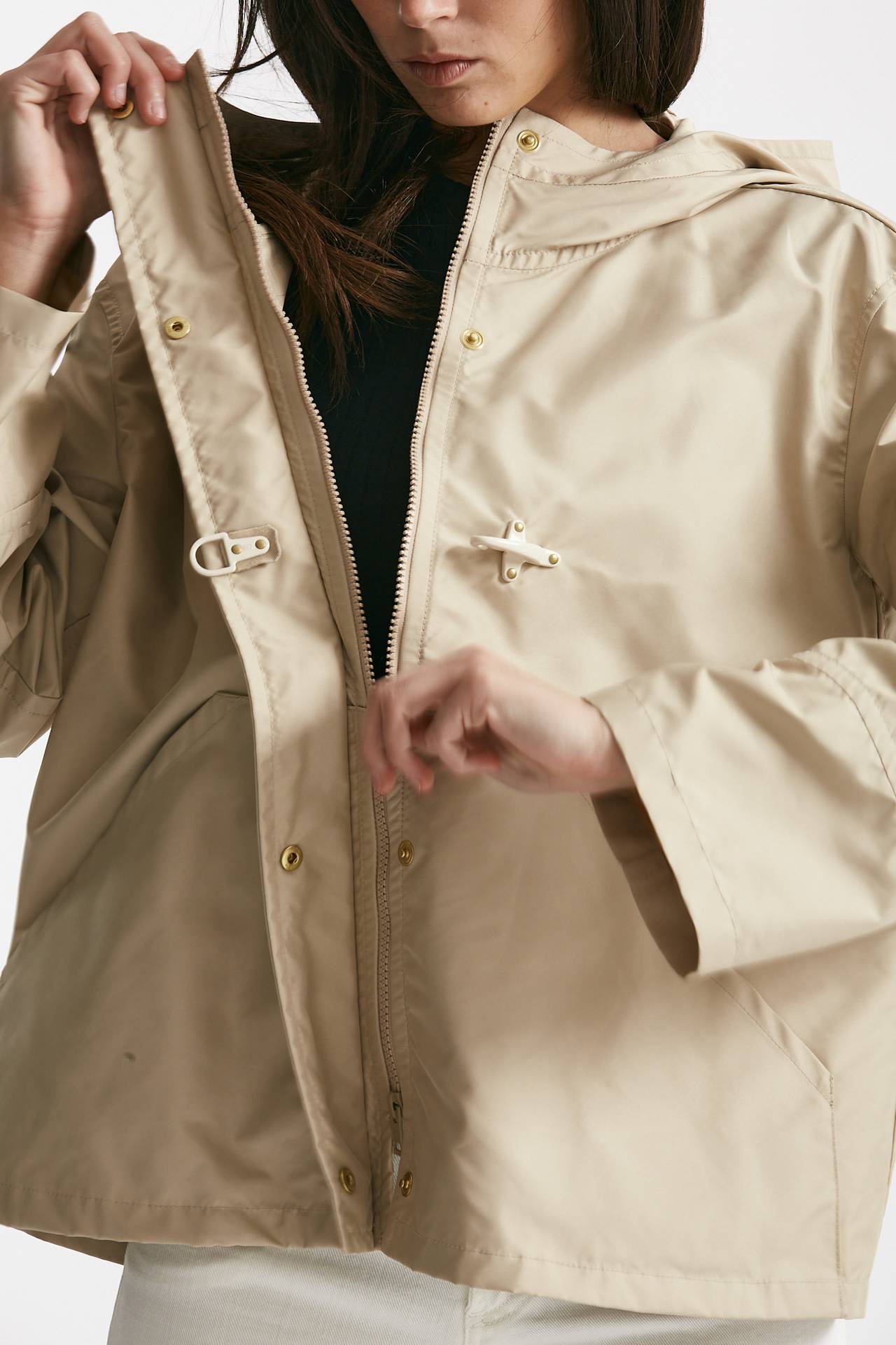 Parka corto beige sfoderato