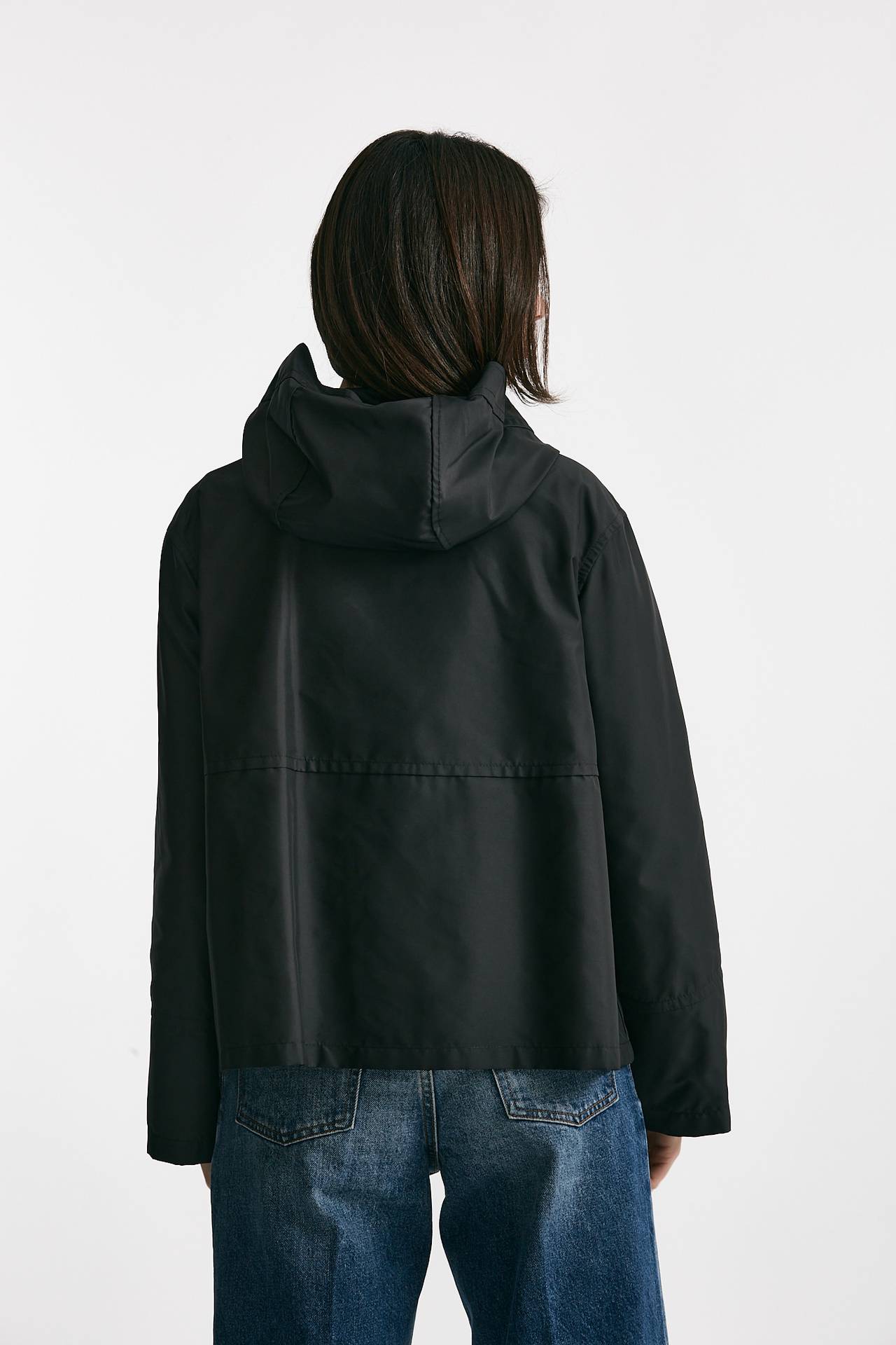 Parka corto nero sfoderato