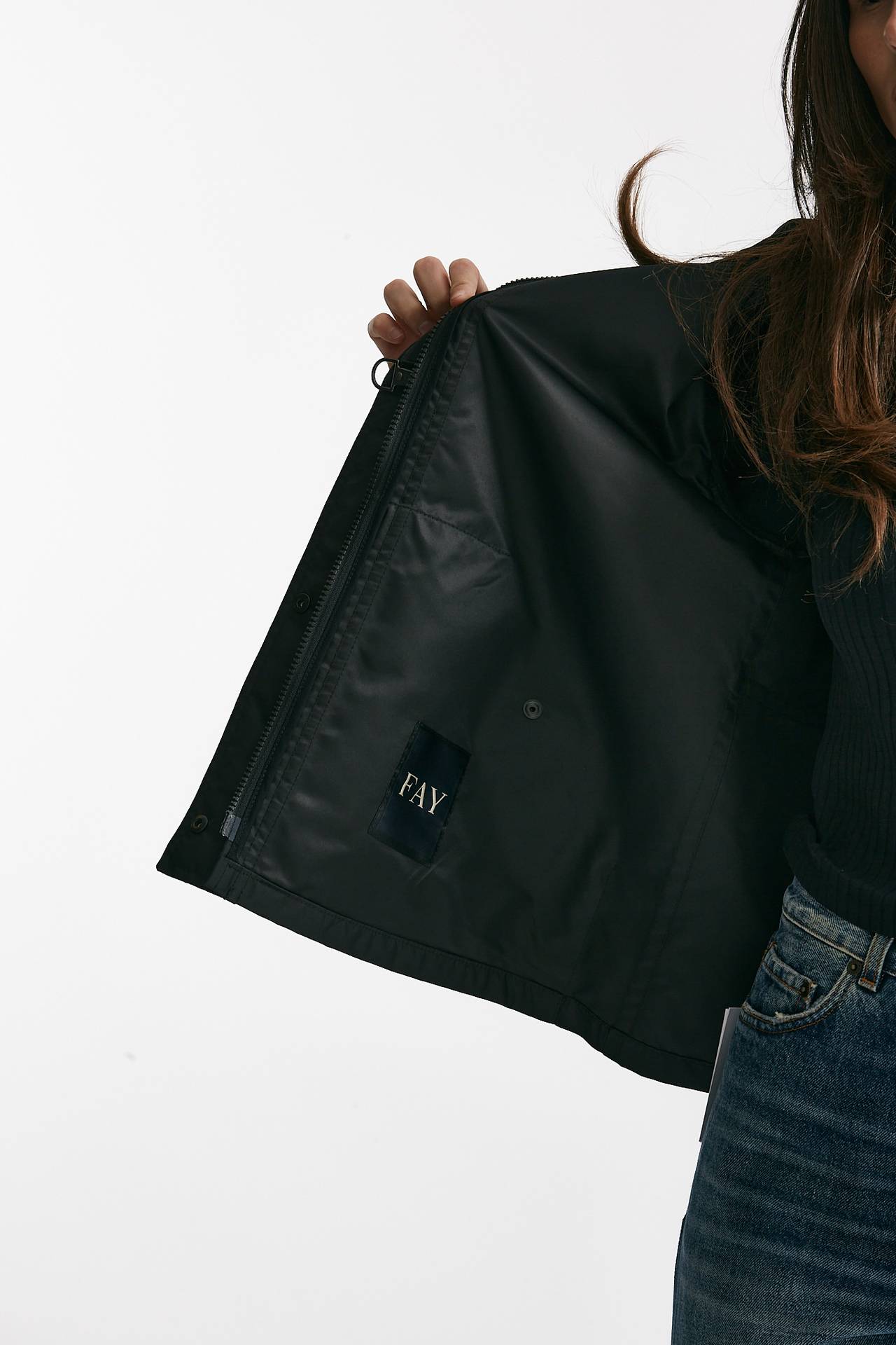 Parka corto nero sfoderato