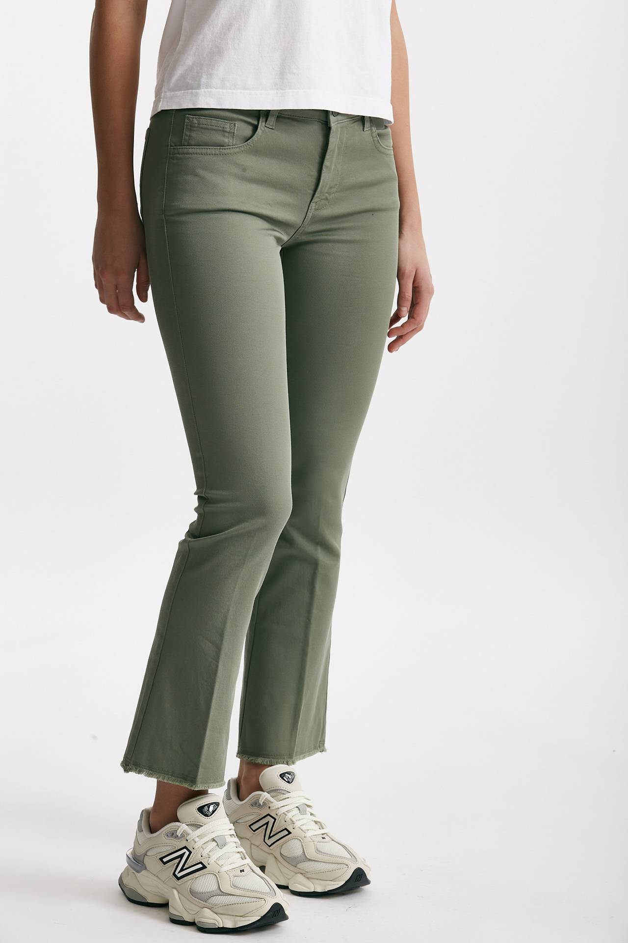 Pantalone a trombetta verde salvia