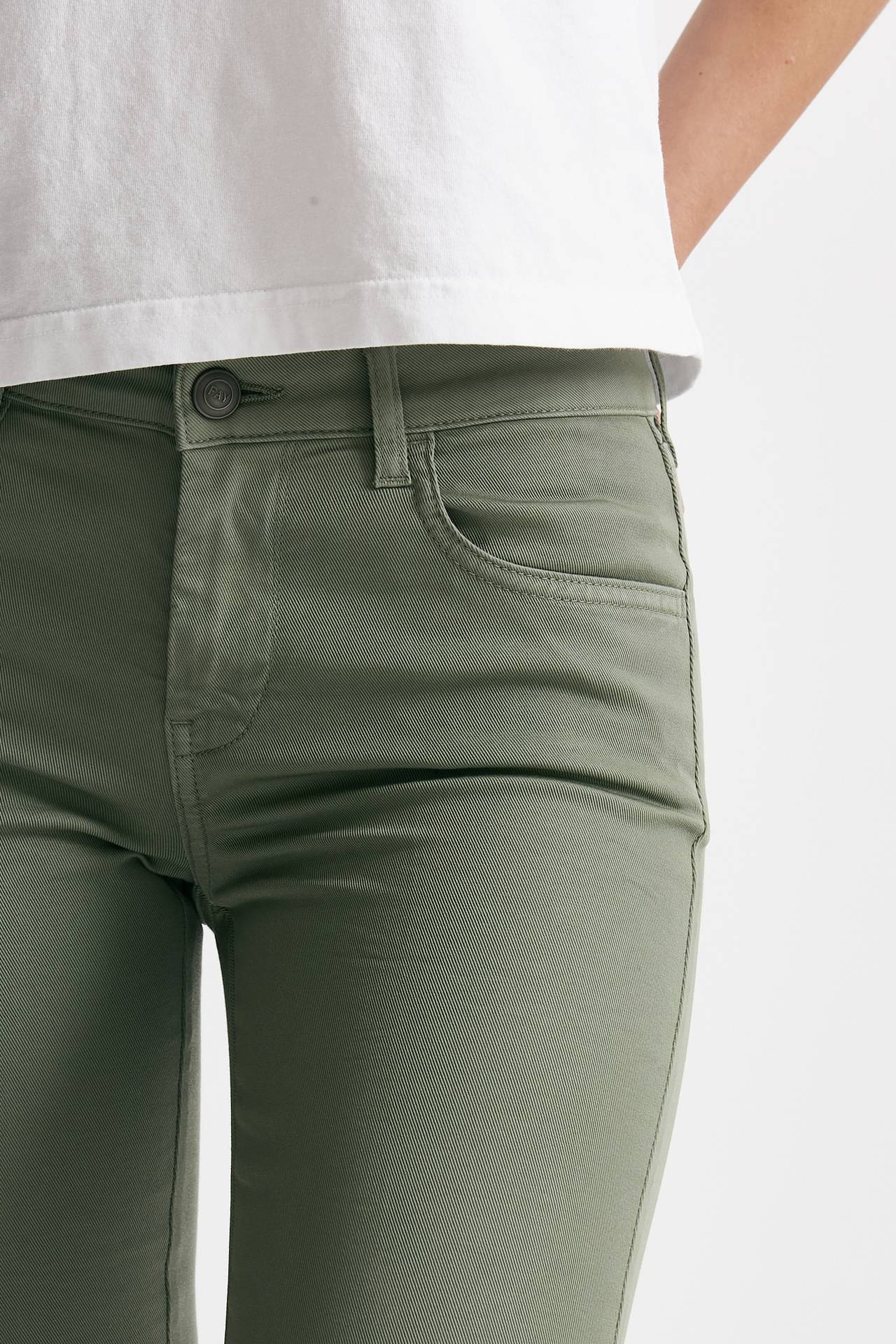Pantalone a trombetta verde salvia