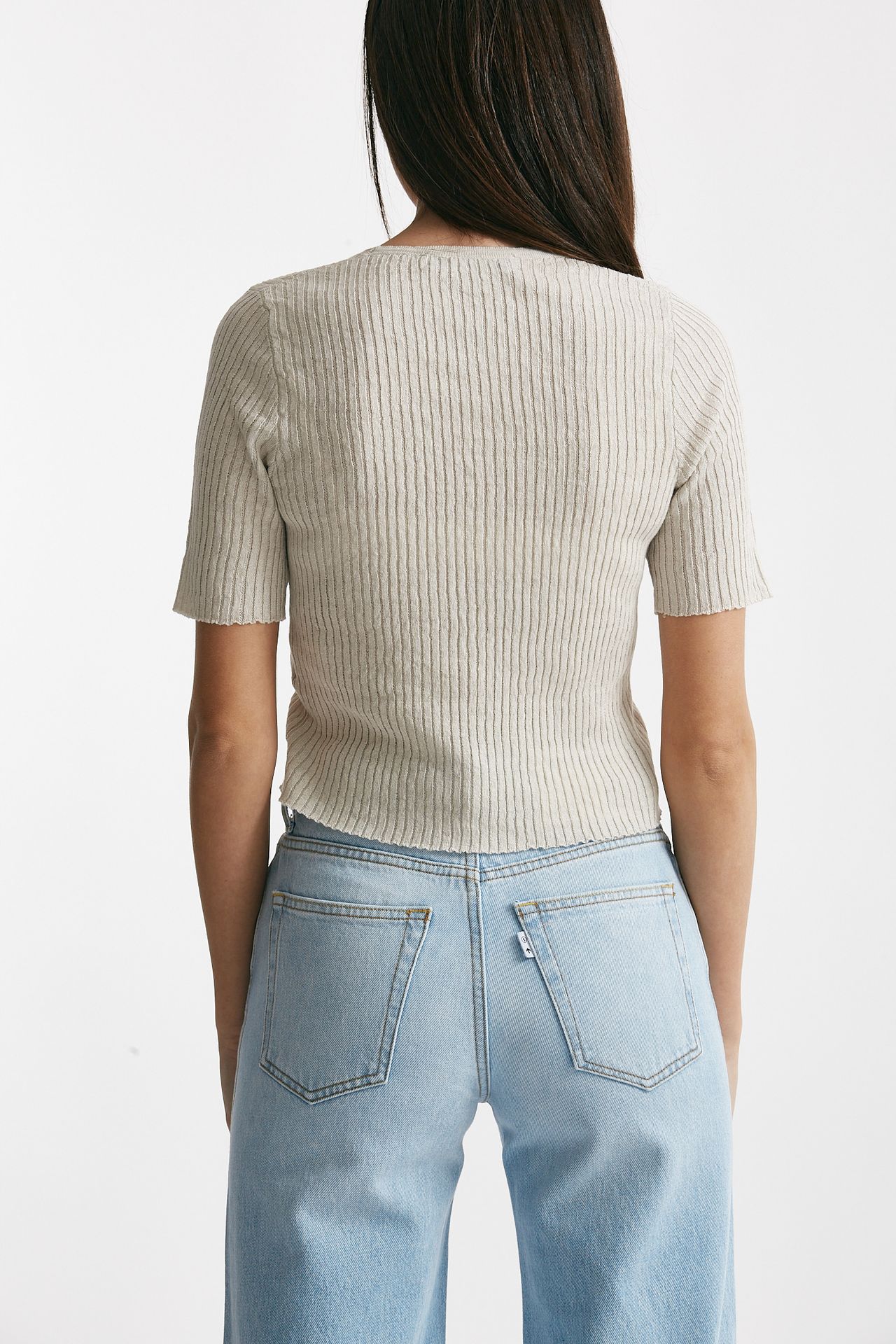 Maglia a costine grigio tortora scollo a v