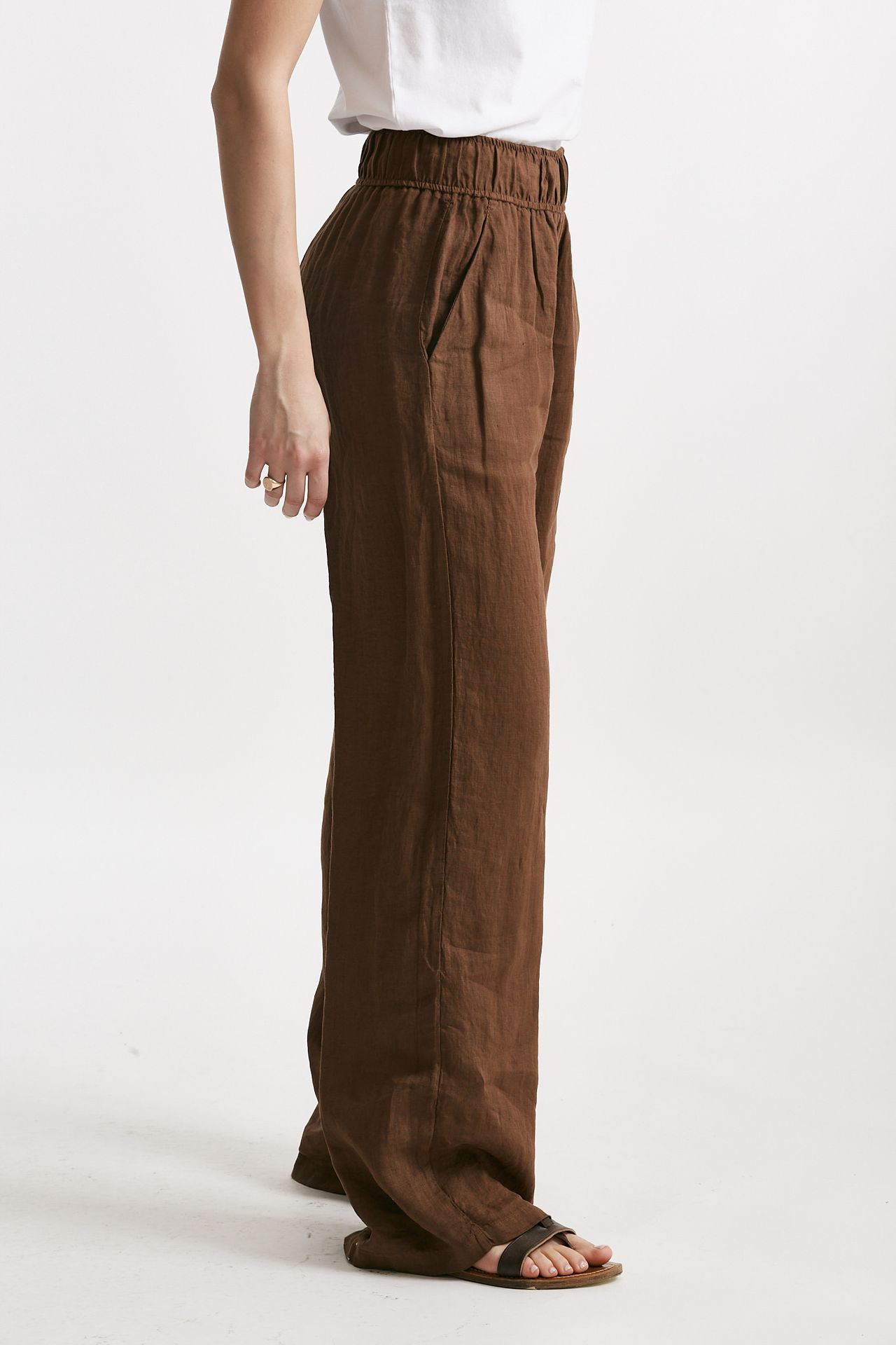 Pantalone in lino tabacco vita alta