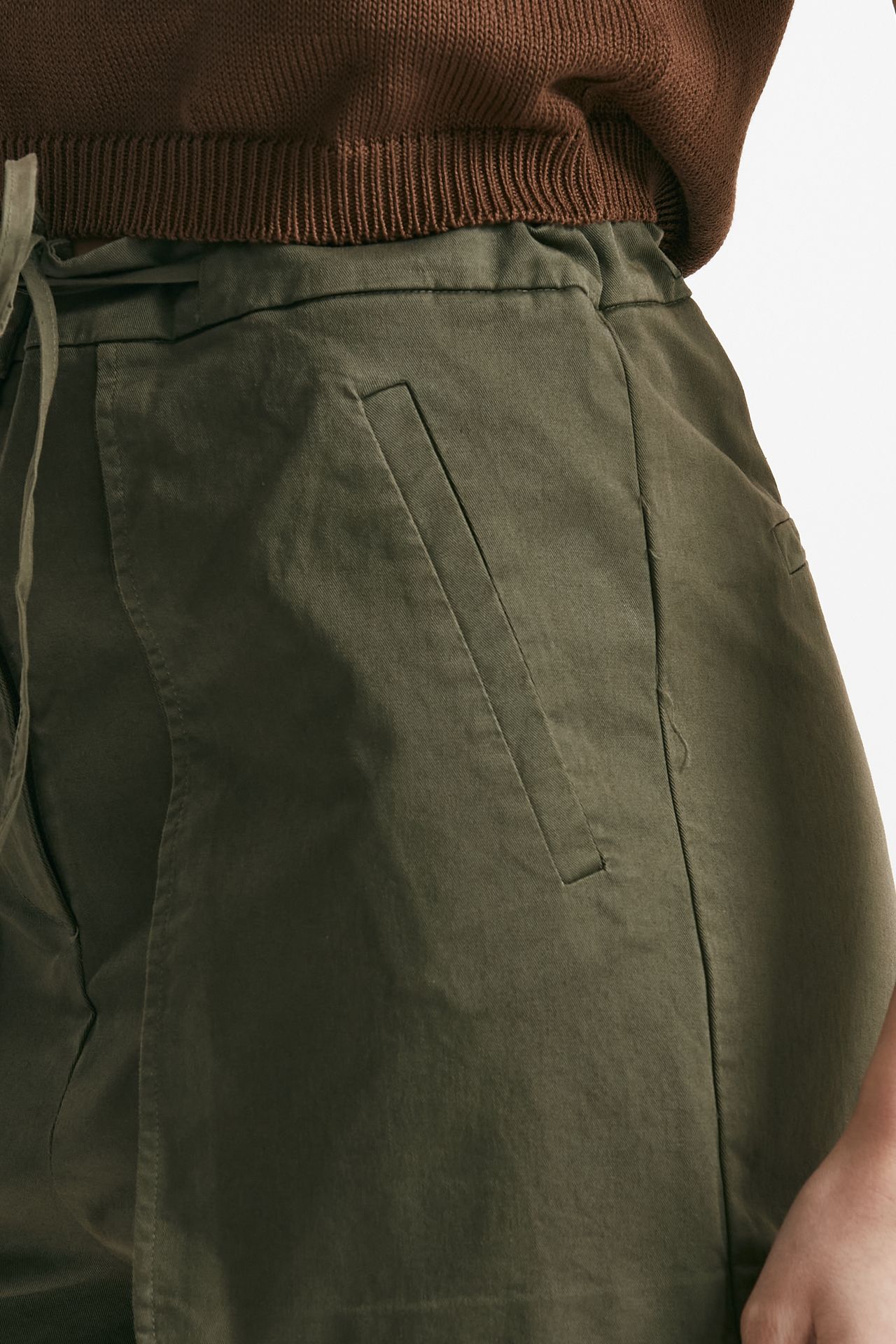Shorts in cotone verde militare