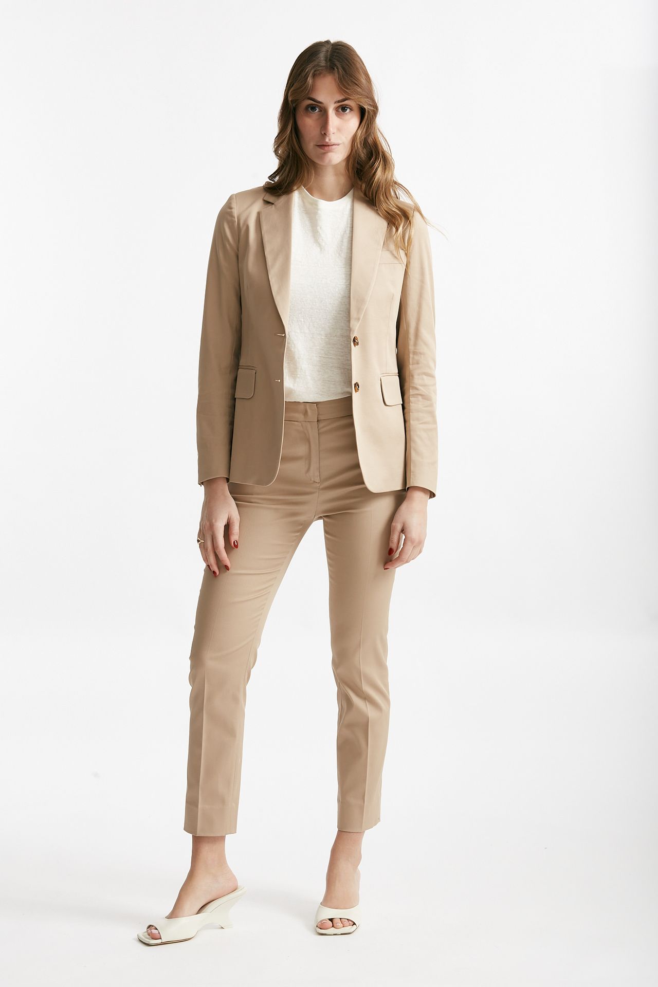 Tailleur in cotone beige