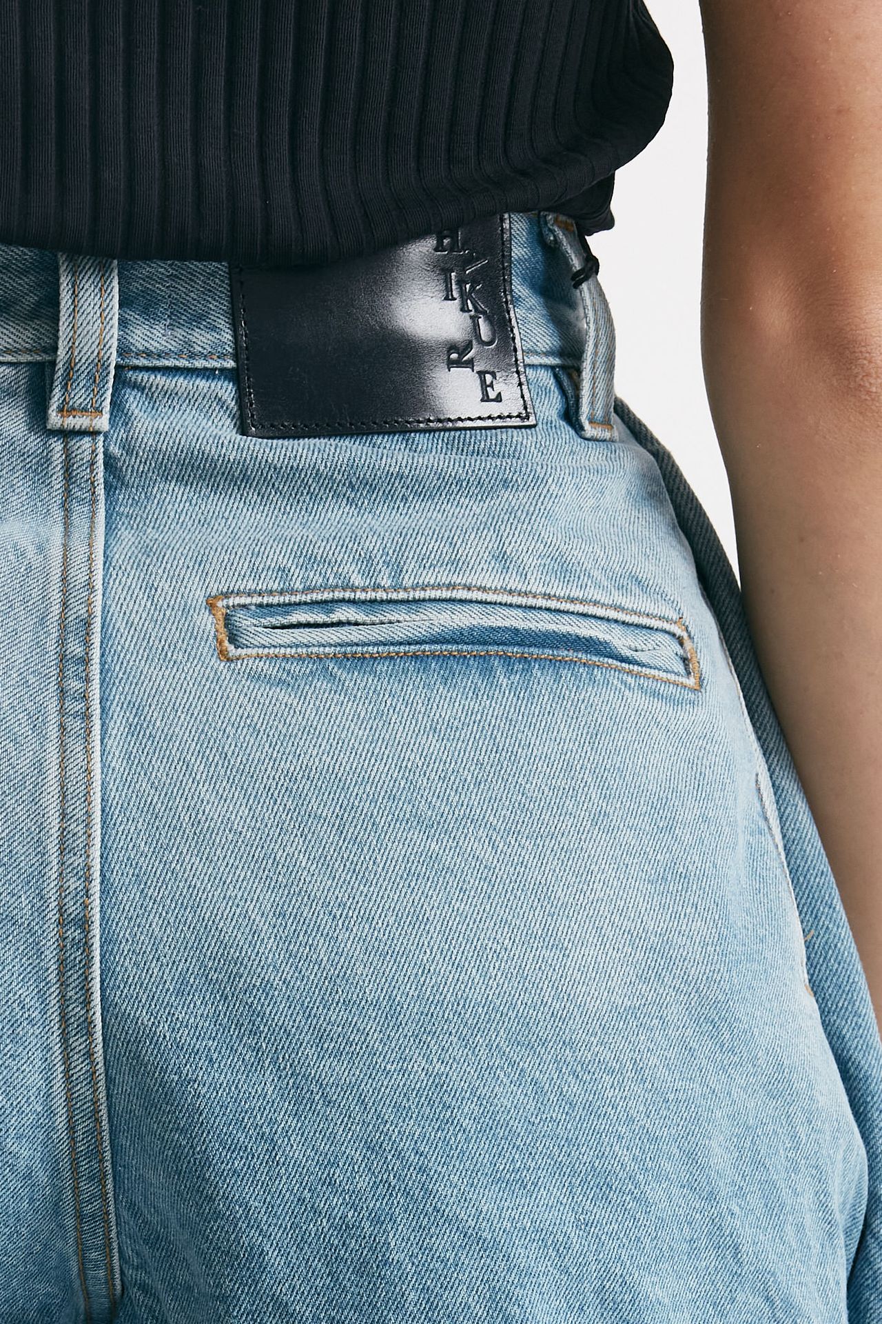 Short in denim lavaggio chiaro 