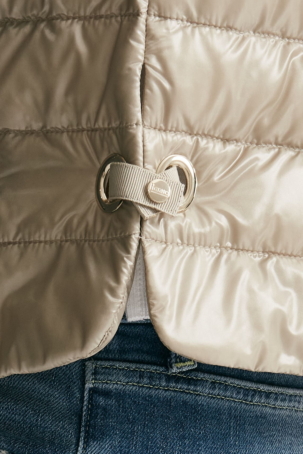 Giubbino in nylon ultralight beige chantilly 
