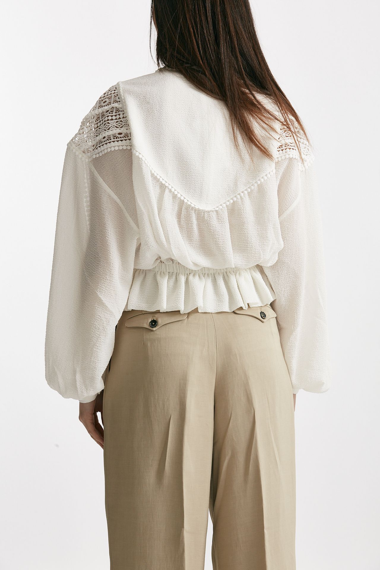 Camicia collo coreana in crepe bianco 