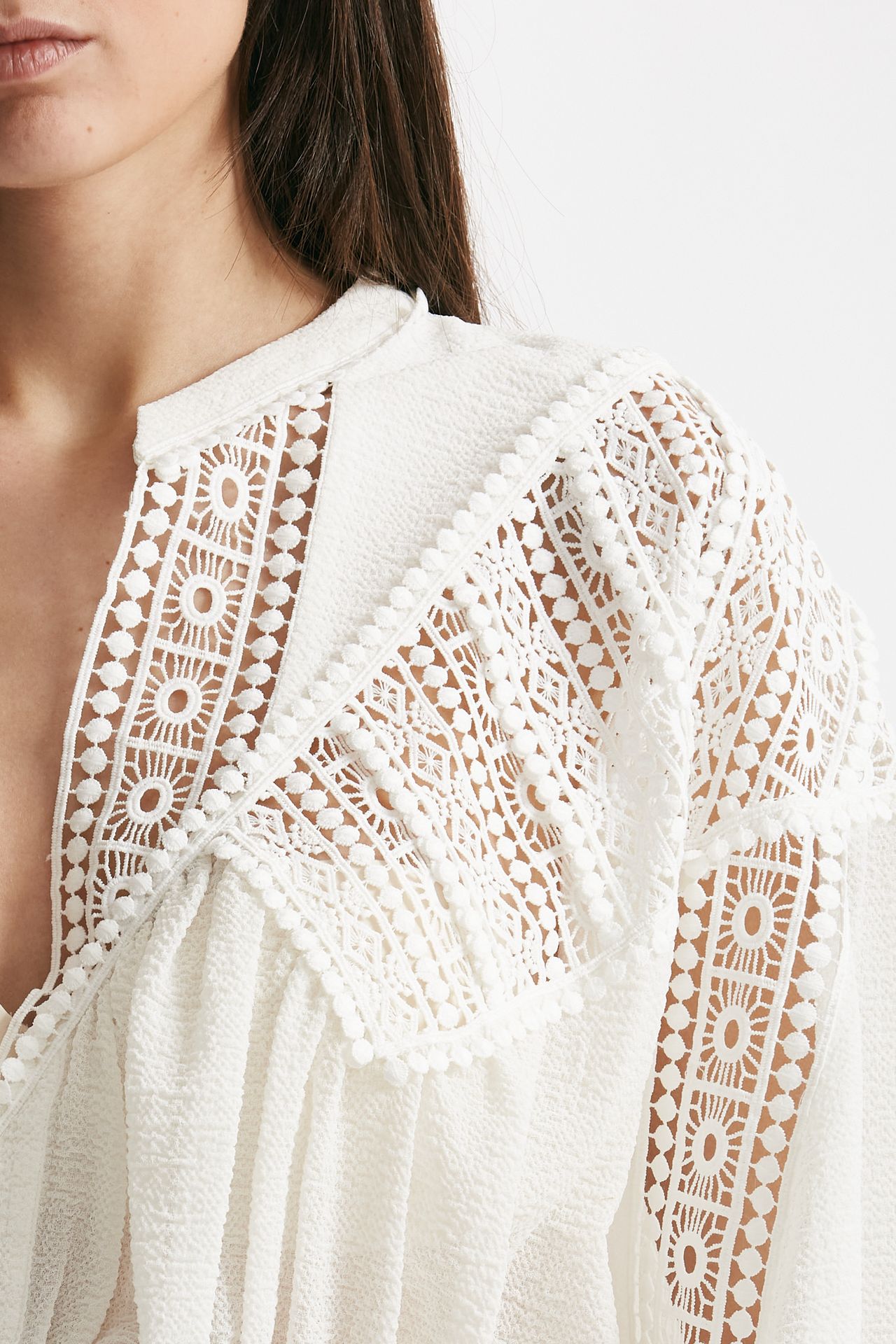 Camicia collo coreana in crepe bianco 
