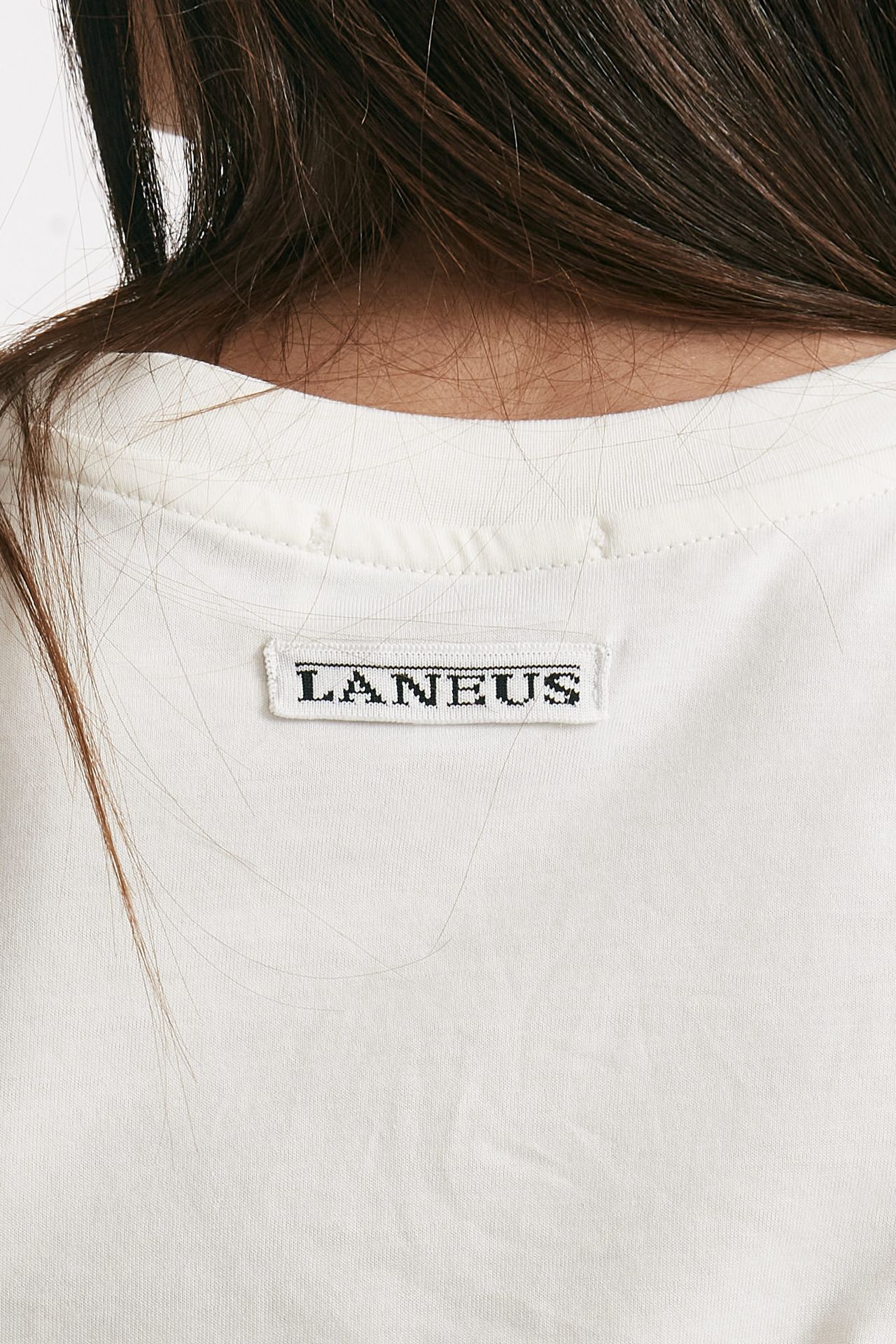 T-shirt con logo ricamato bianco