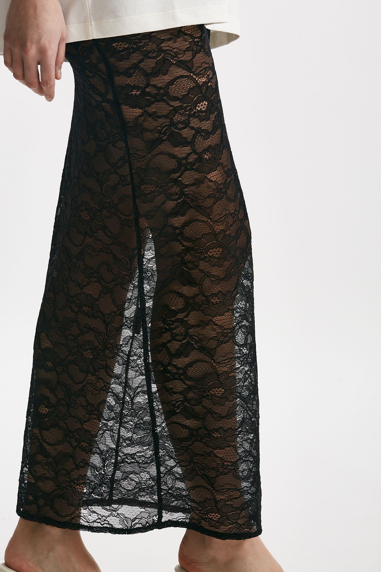 Gonna longuette in pizzo nero