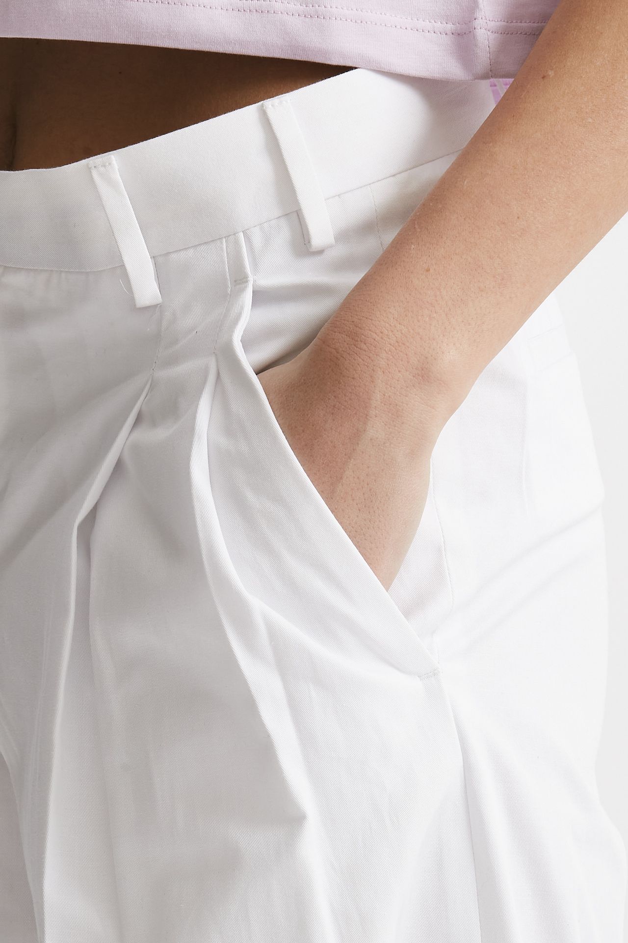 Pantalone pinces bianco vita alta