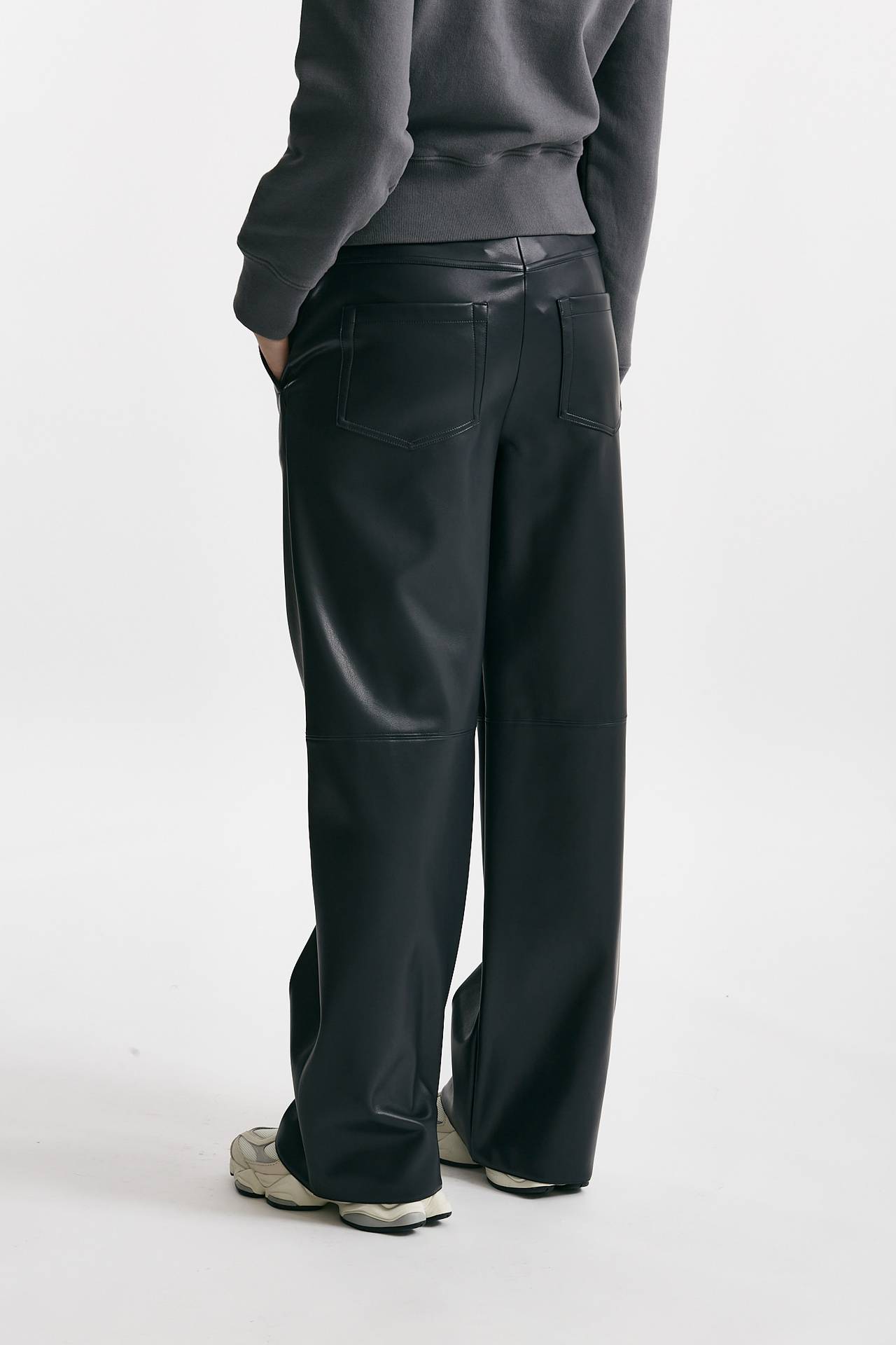 Pantalone ampio in ecopelle STORIA