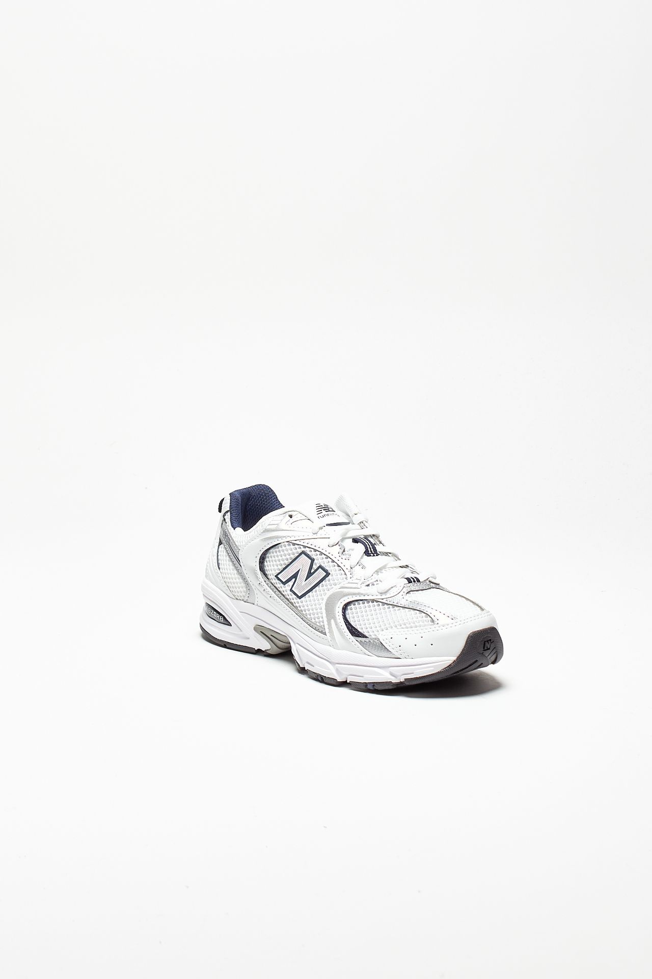 Sneakers MR530SG in mesh e suede