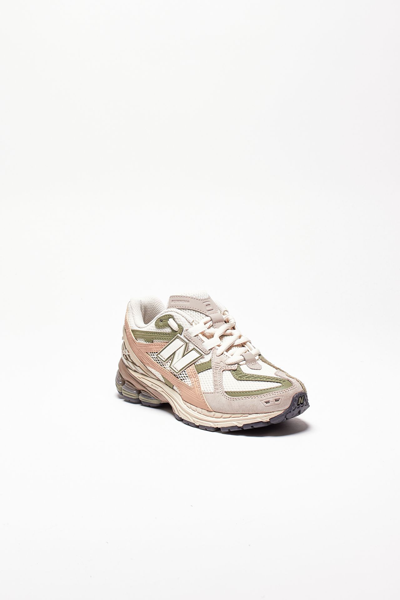 Sneakers M1906NE in mesh e suede  