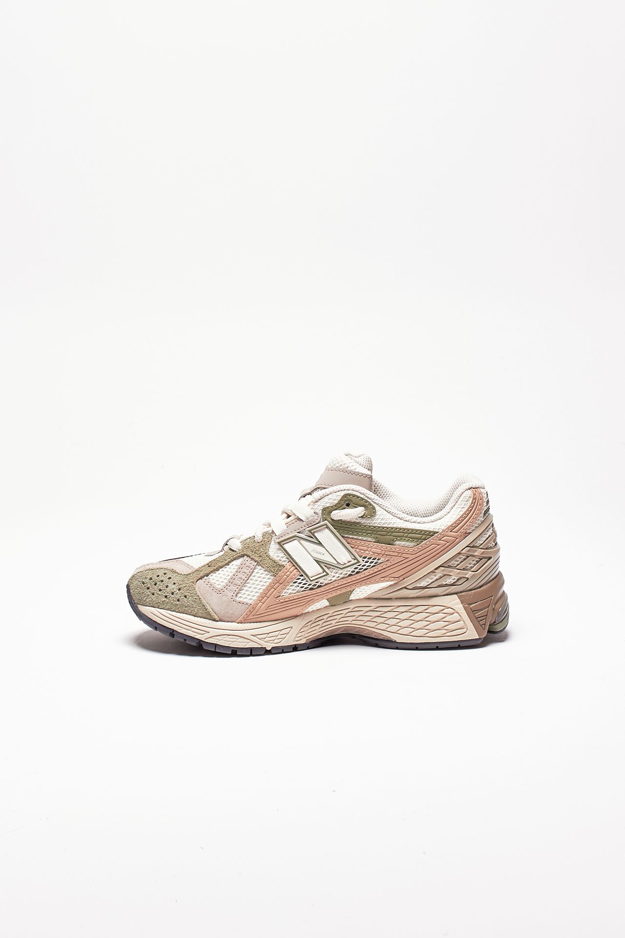 Sneakers M1906NE in mesh e suede  