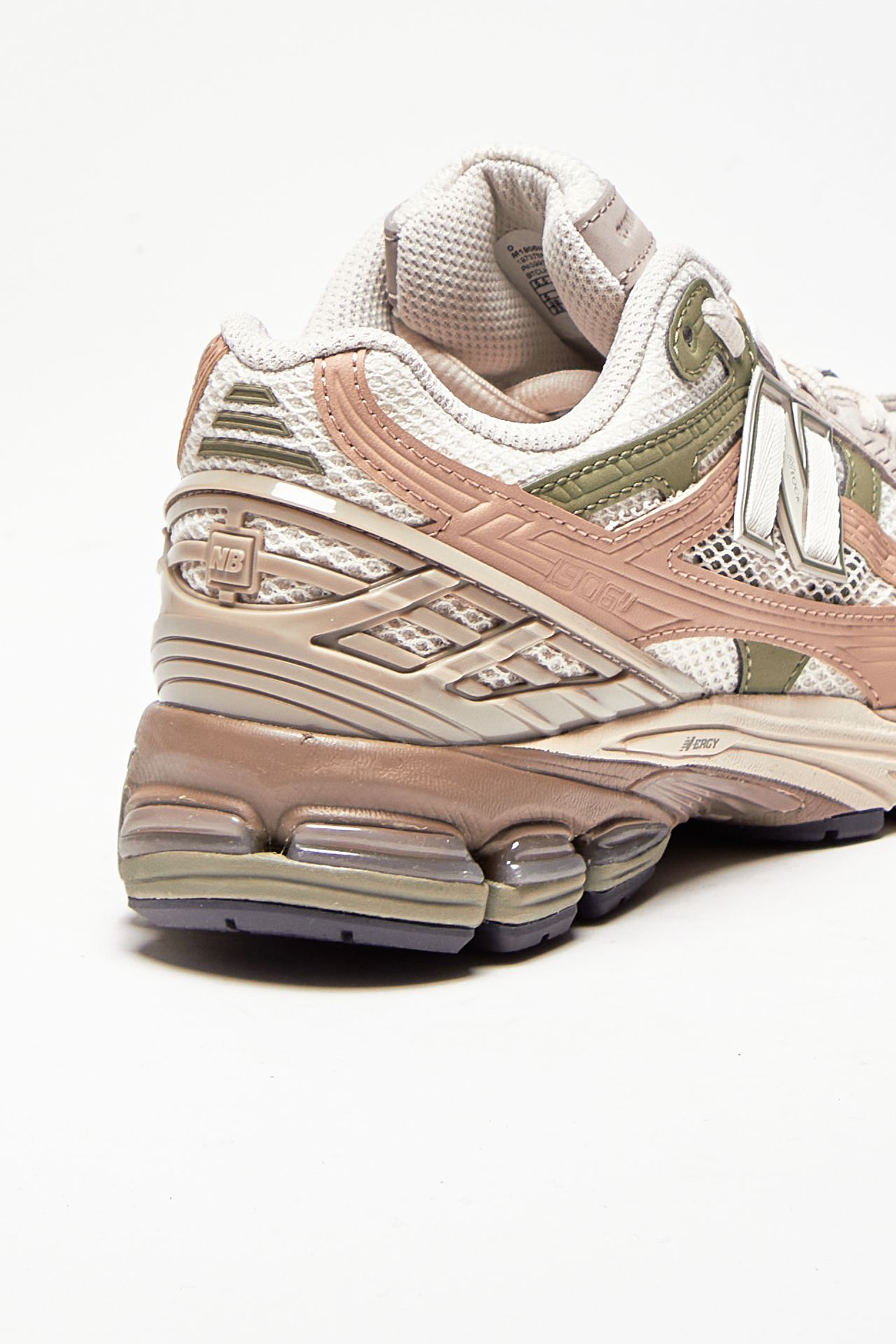 Sneakers M1906NE in mesh e suede  