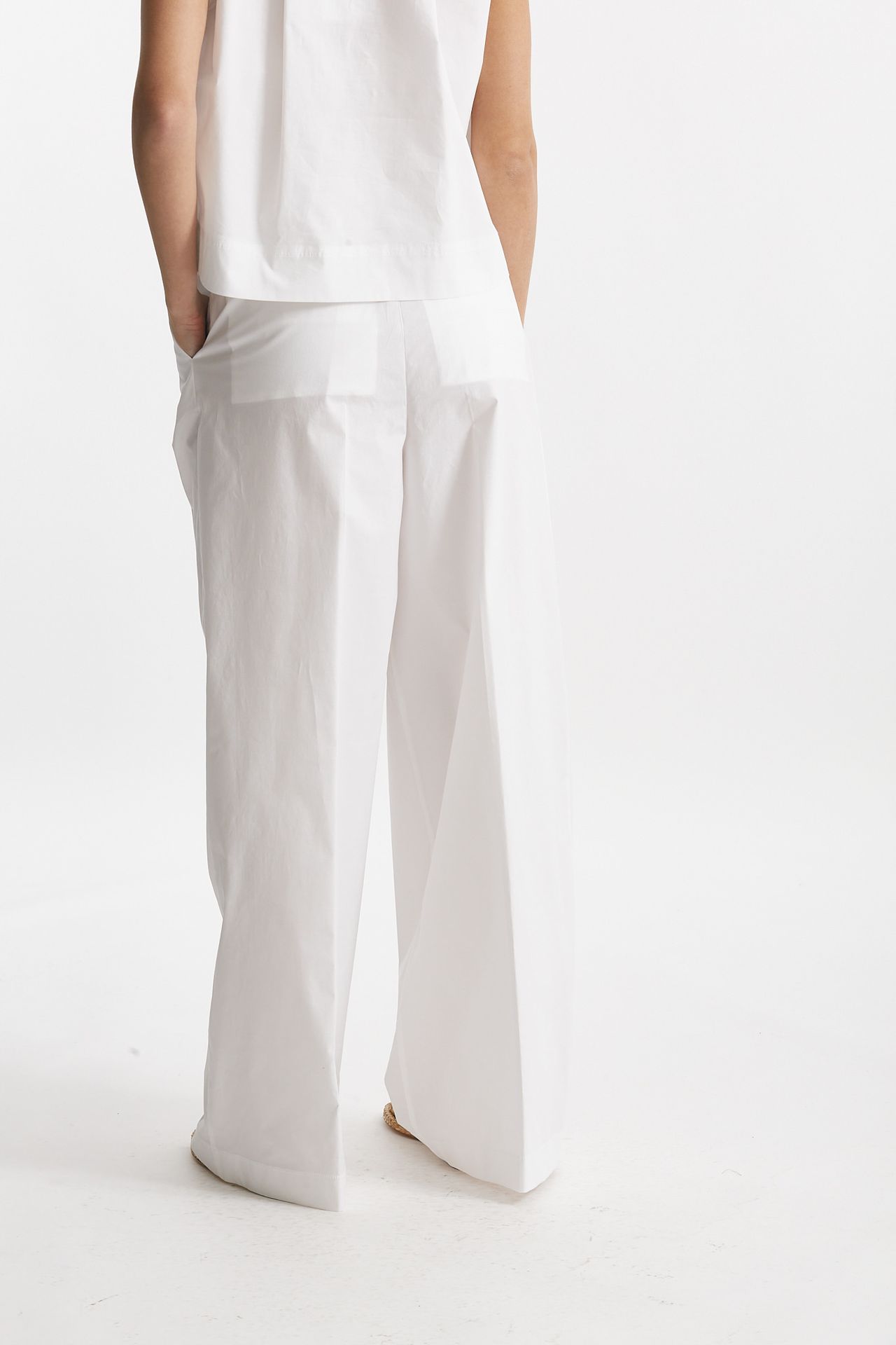 Pantalone in cotone bianco vita alta