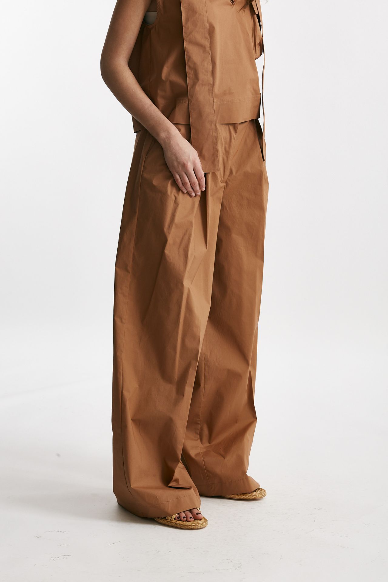 Pantalone in cotone bruciato vita alta