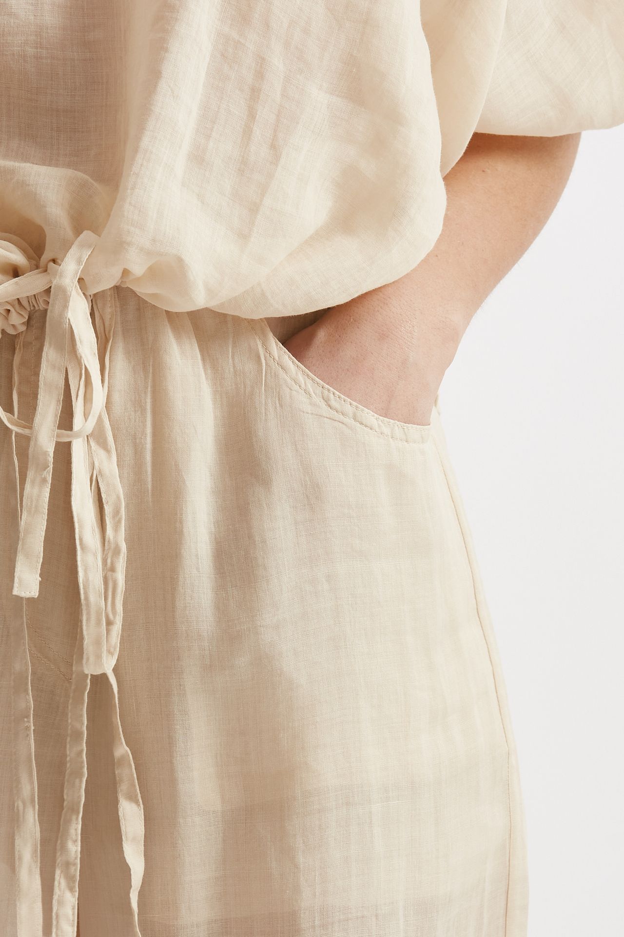 Pantalone in lino beige chiaro